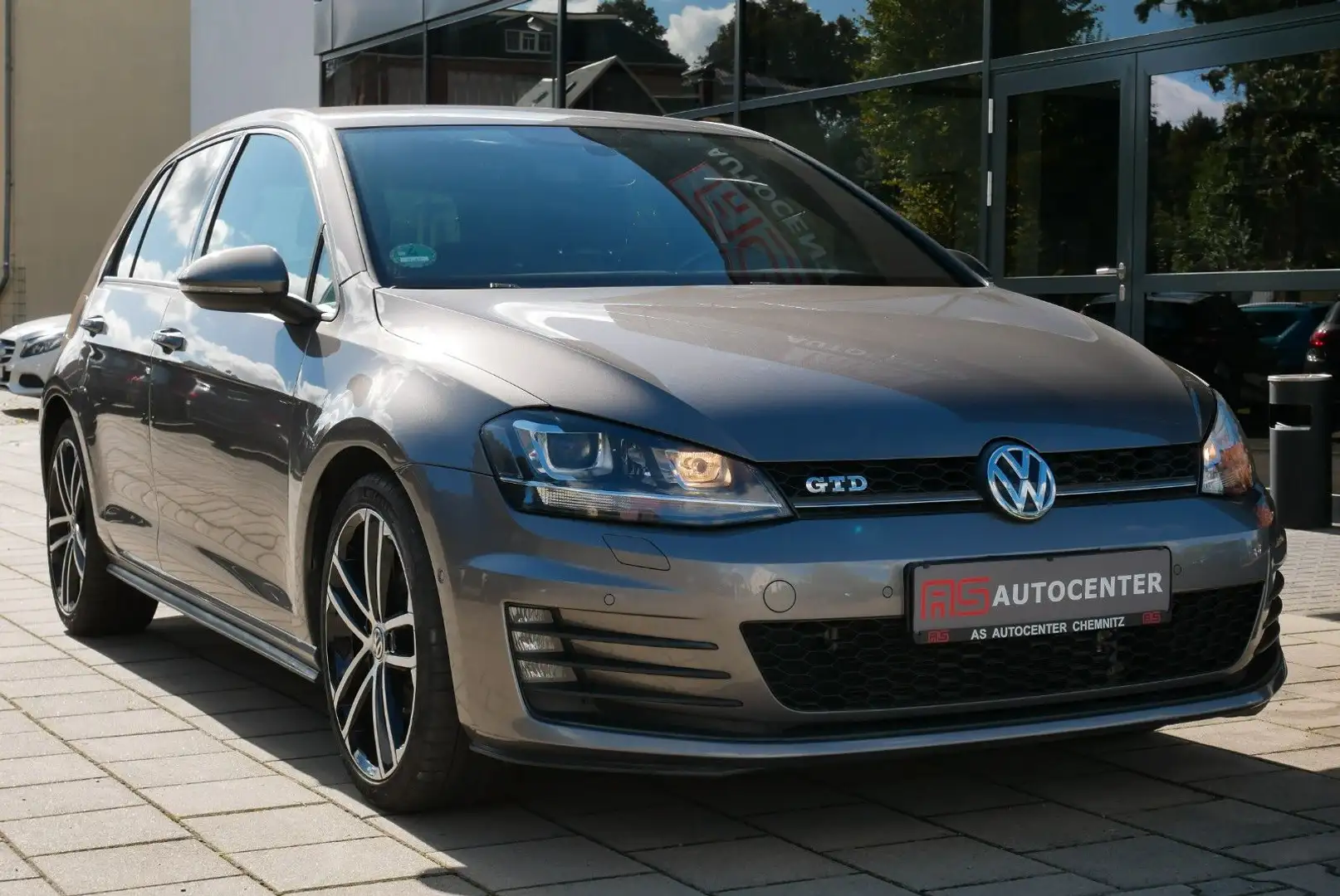Volkswagen Golf VII Lim. GTD 1.Hand Xenon Navi Parkassist Gris - 2