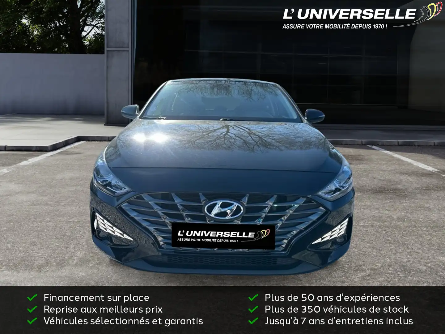 Hyundai i30 TECHNO  FASTBACK 48V MILD HYBRID Noir - 2