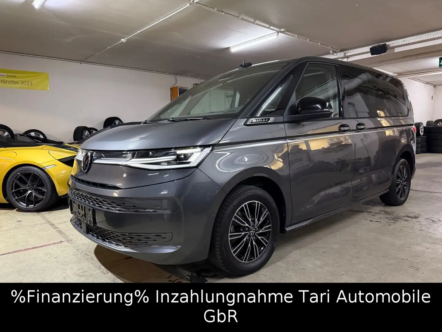 Volkswagen T7 Multivan T7 2.0 TSI Multivan Style 7-Sitzer *Mega Vollll* Grau - 2