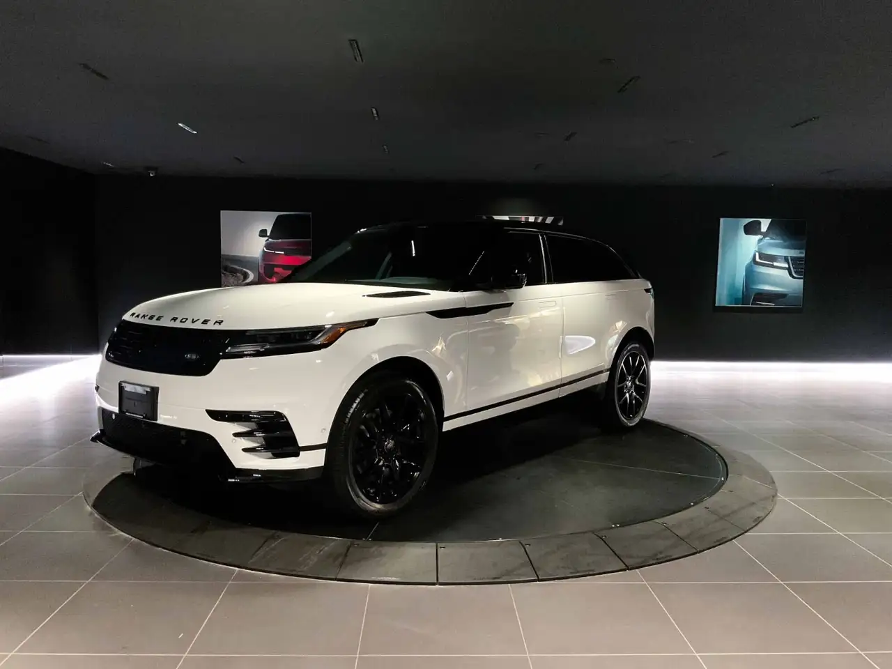 2026 Land Rover Range Rover Velar