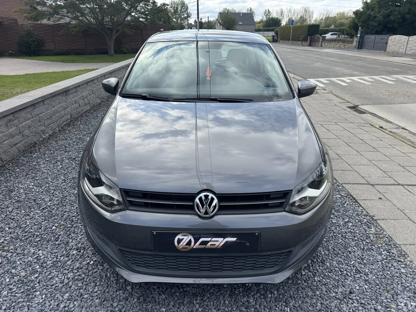 Volkswagen Polo Polo 1.6 CR TDi Comfortline DPF DSG CARPLAY/NAVI/ Gris - 2