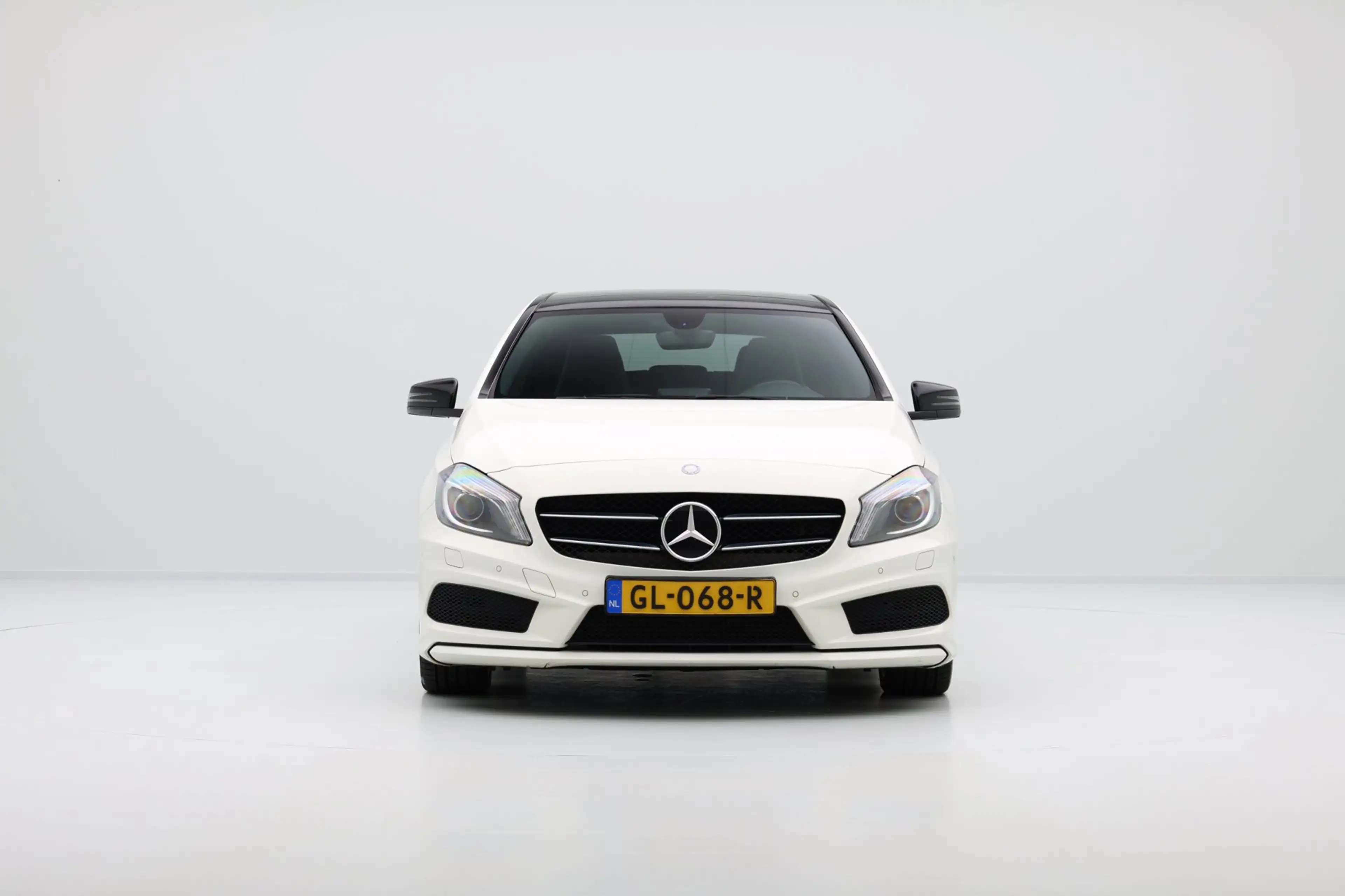 Mercedes-Benz A 180 Ambition Aut. AMG Line Pano|Xenon|Leder-alcantara| — photo 7