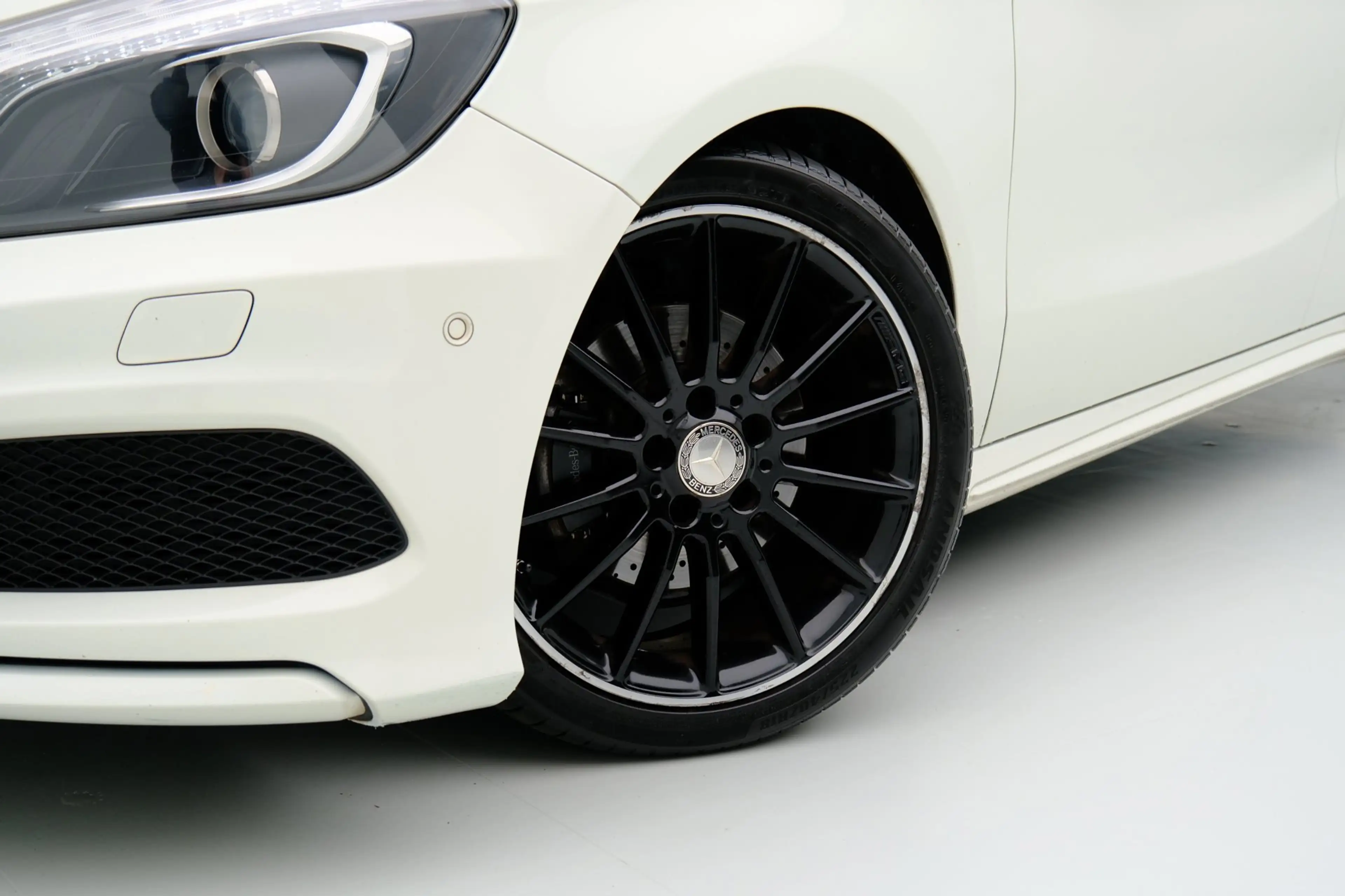 Mercedes-Benz A 180 Ambition Aut. AMG Line Pano|Xenon|Leder-alcantara| — photo 26