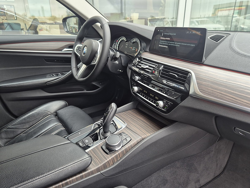 BMW 530 d xDrive Aut. — photo 14