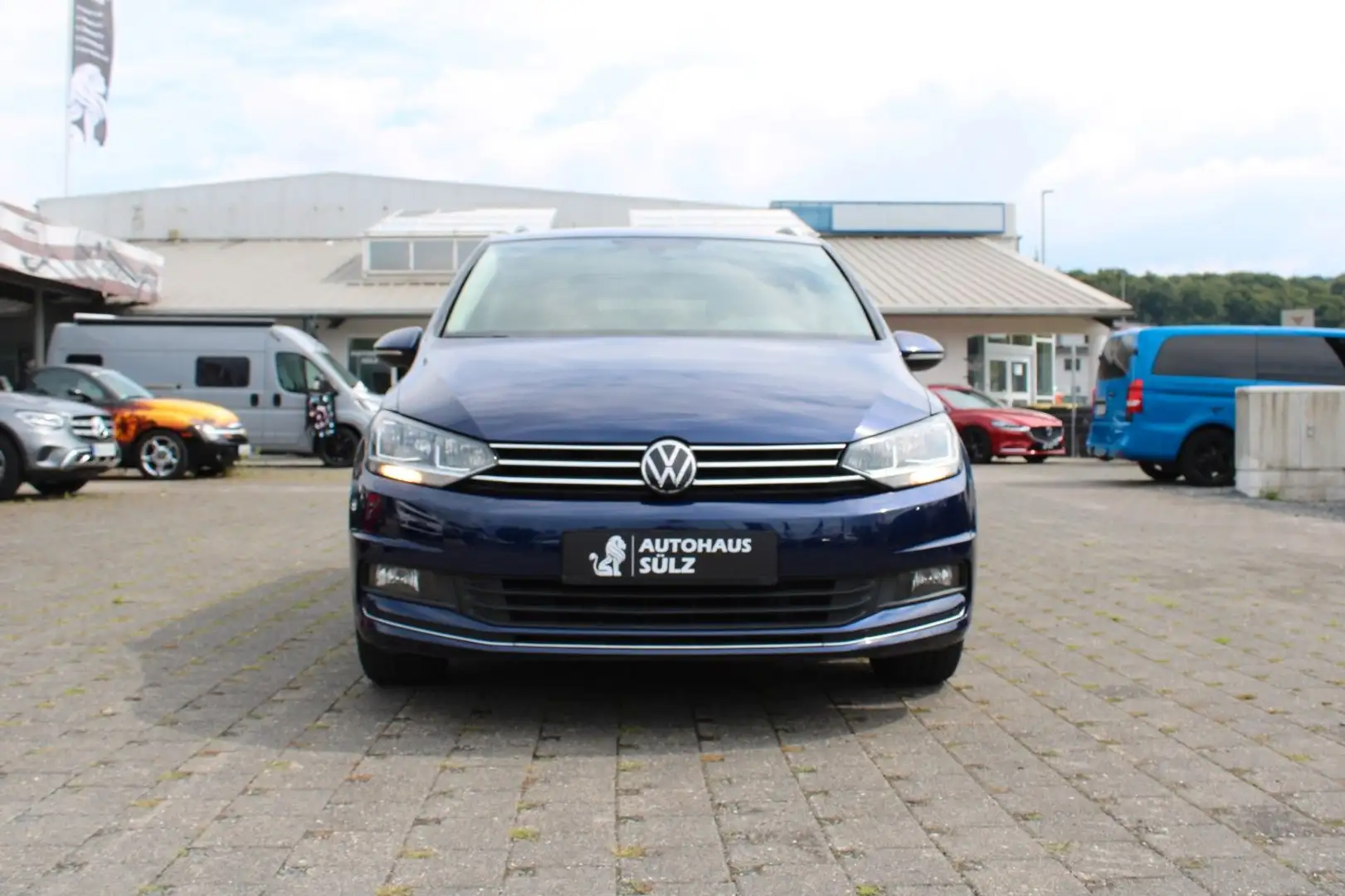 Volkswagen Touran 2.0TDI Highline/IQDrive/Navi/7-Sitzer/ACC Blau - 2