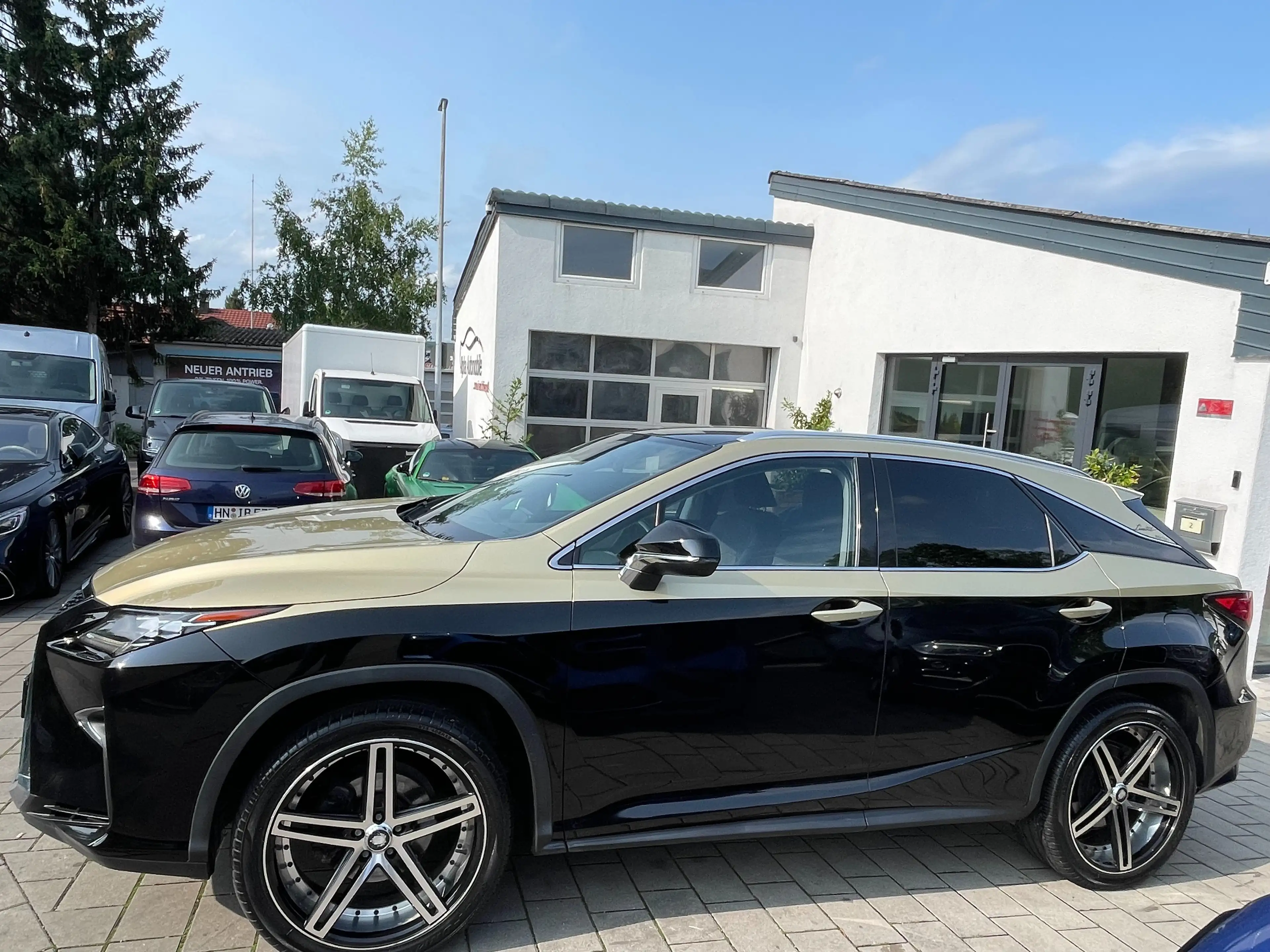 Lexus RX 200t 200t AWD — photo 5