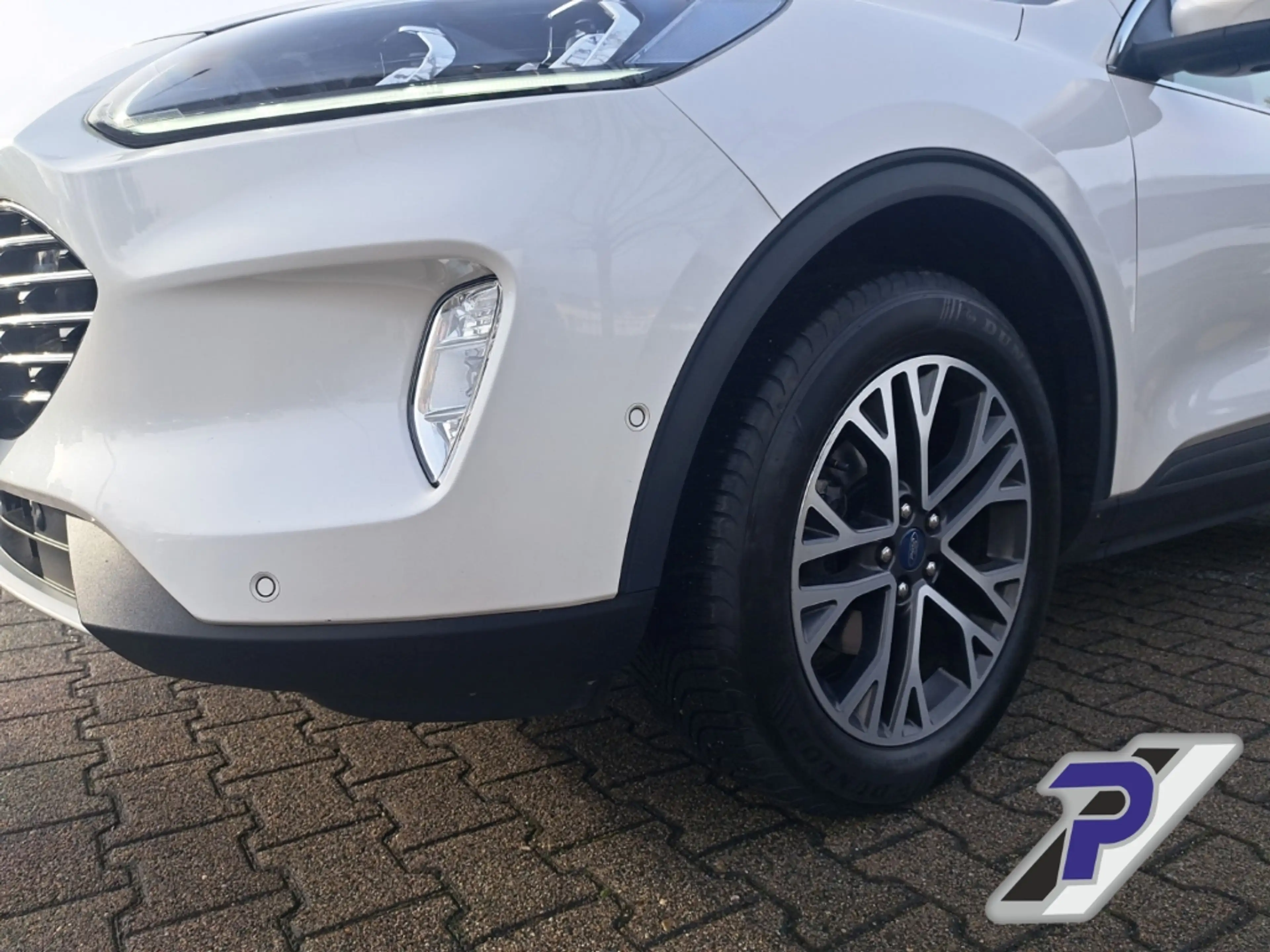 Ford Kuga 2.0 EcoBlue Titanium 4x4 PANODACH+TECHNO-PAKET — photo 9