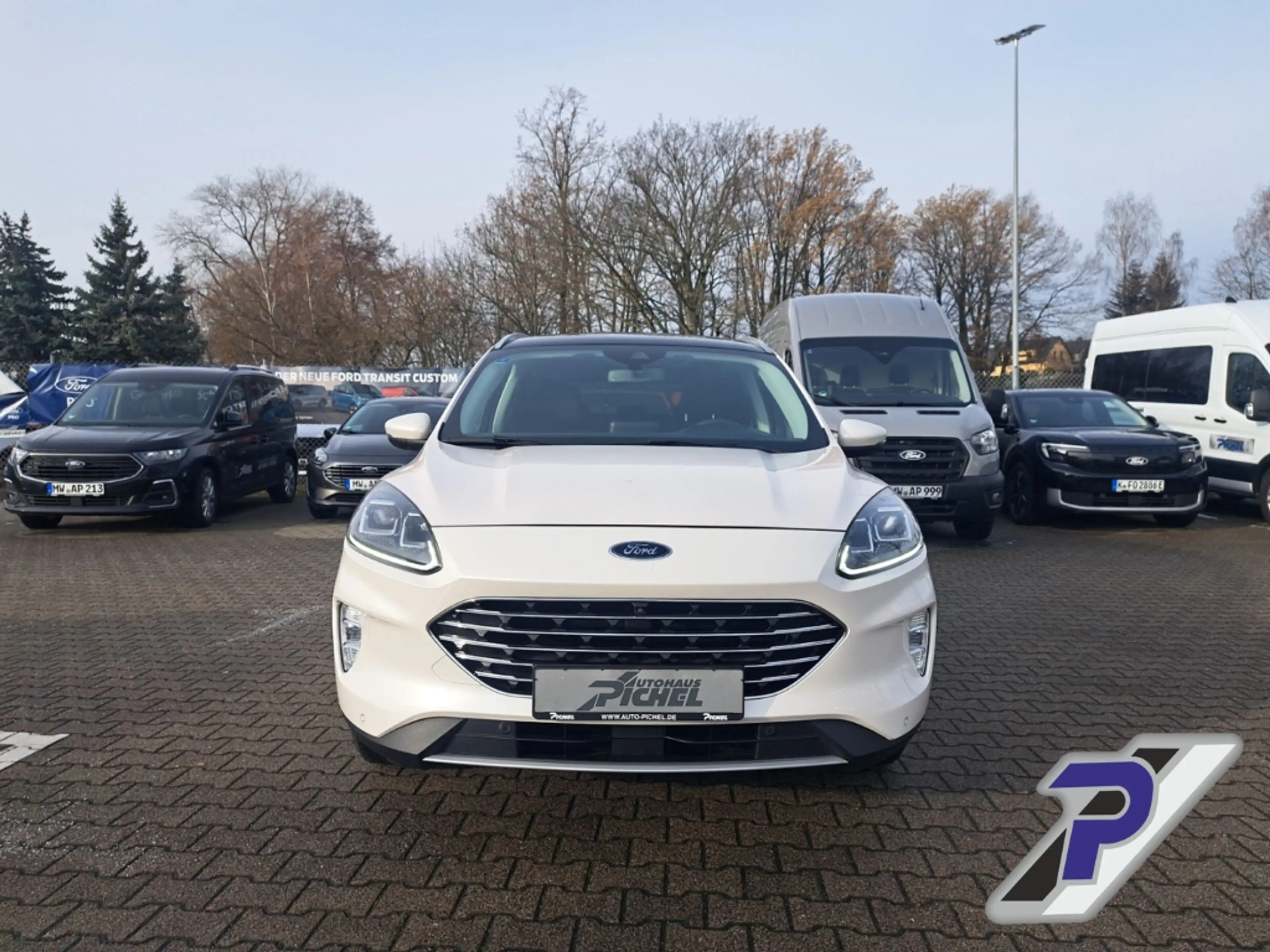 Ford Kuga 2.0 EcoBlue Titanium 4x4 PANODACH+TECHNO-PAKET — photo 8