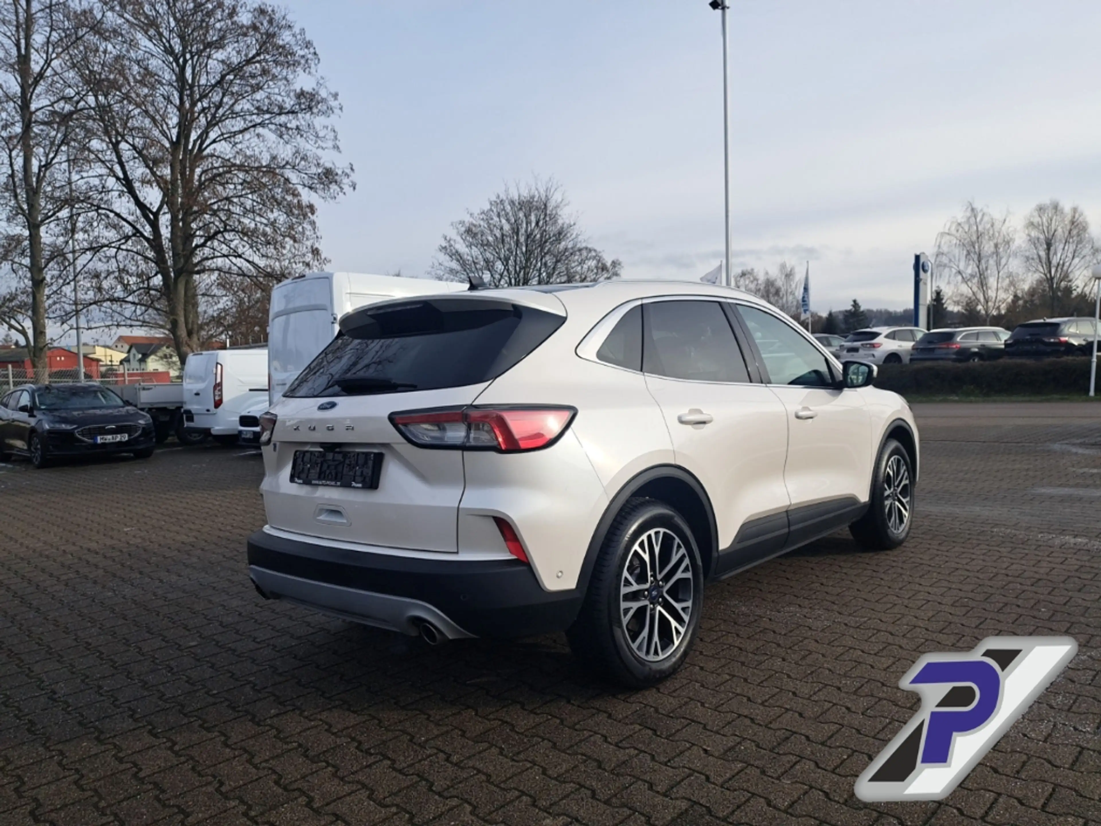 Ford Kuga 2.0 EcoBlue Titanium 4x4 PANODACH+TECHNO-PAKET — photo 5