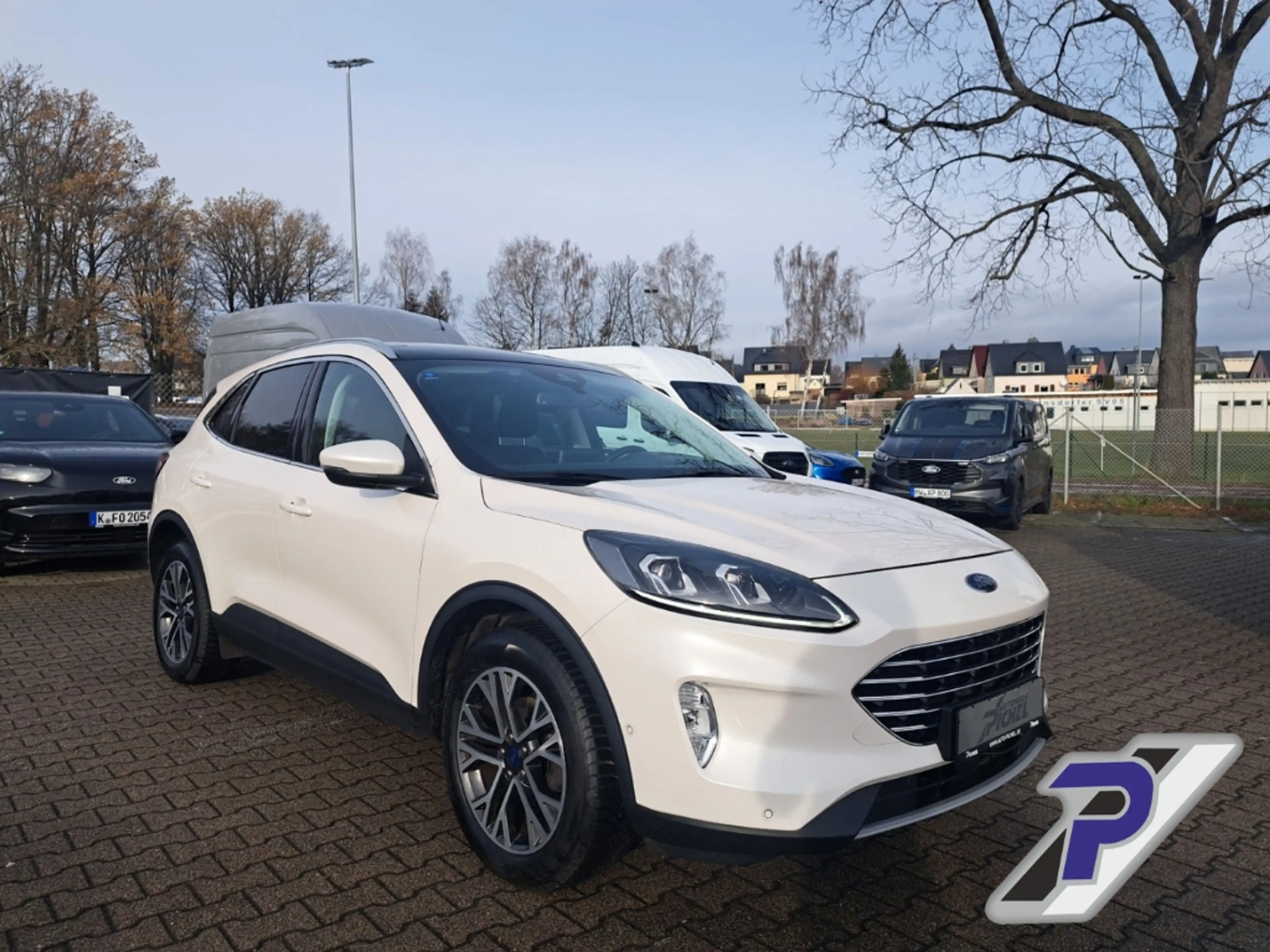 Ford Kuga 2.0 EcoBlue Titanium 4x4 PANODACH+TECHNO-PAKET — photo 7
