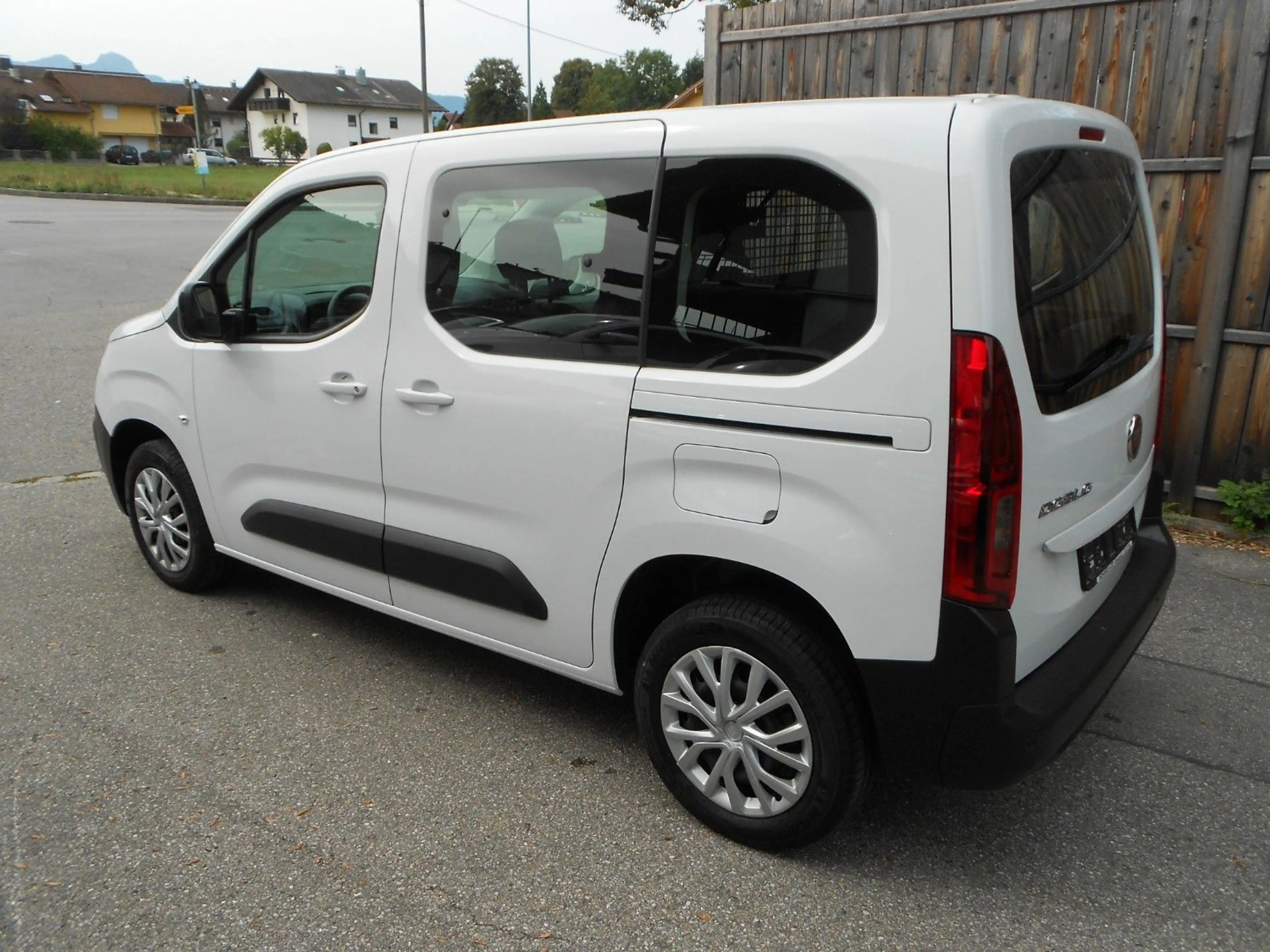 Fiat Doblo Doblò Kombi 1.5 BlueHDi 96 kW Klima — photo 6