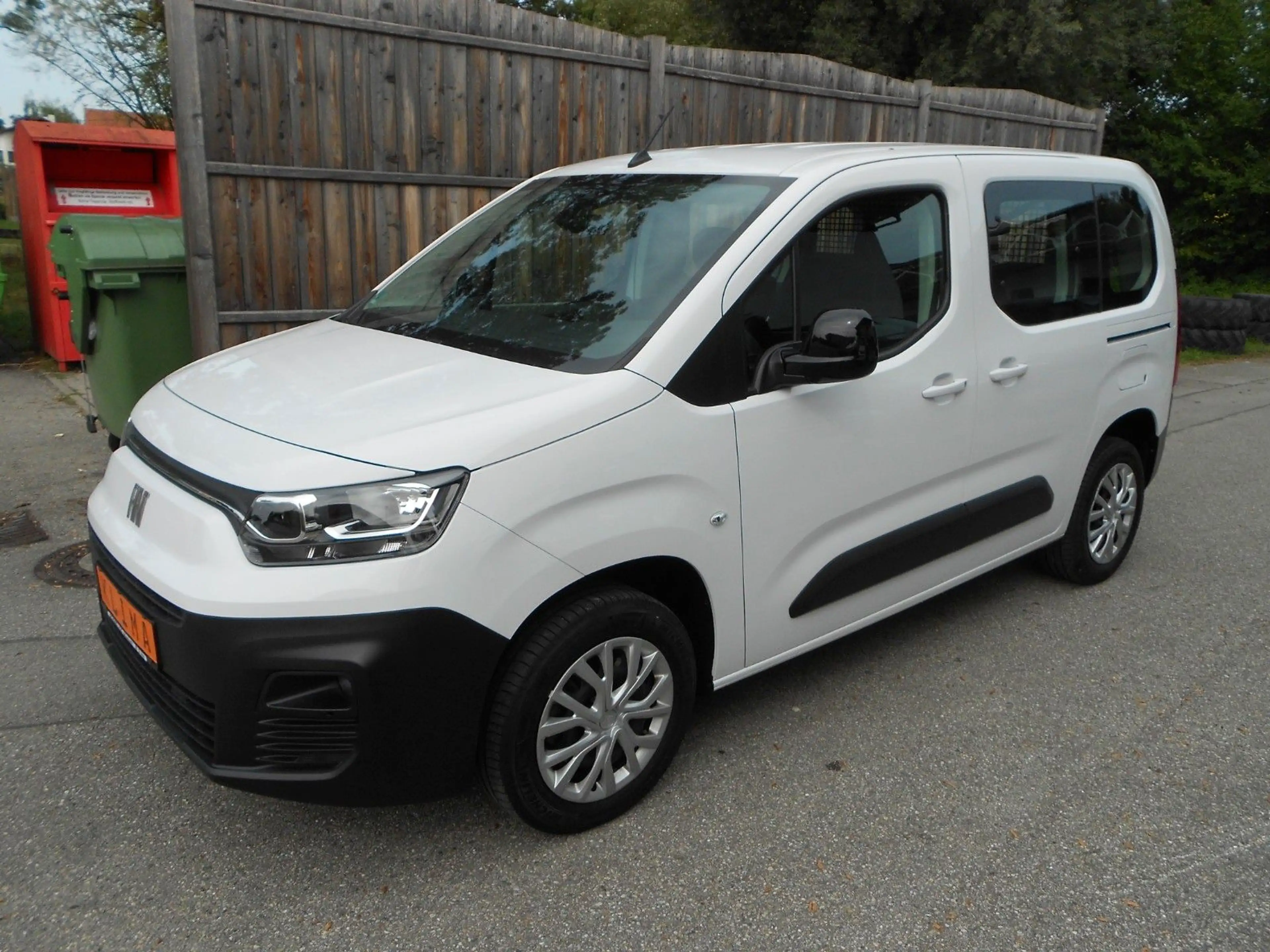 Fiat Doblo Doblò Kombi 1.5 BlueHDi 96 kW Klima — photo 2