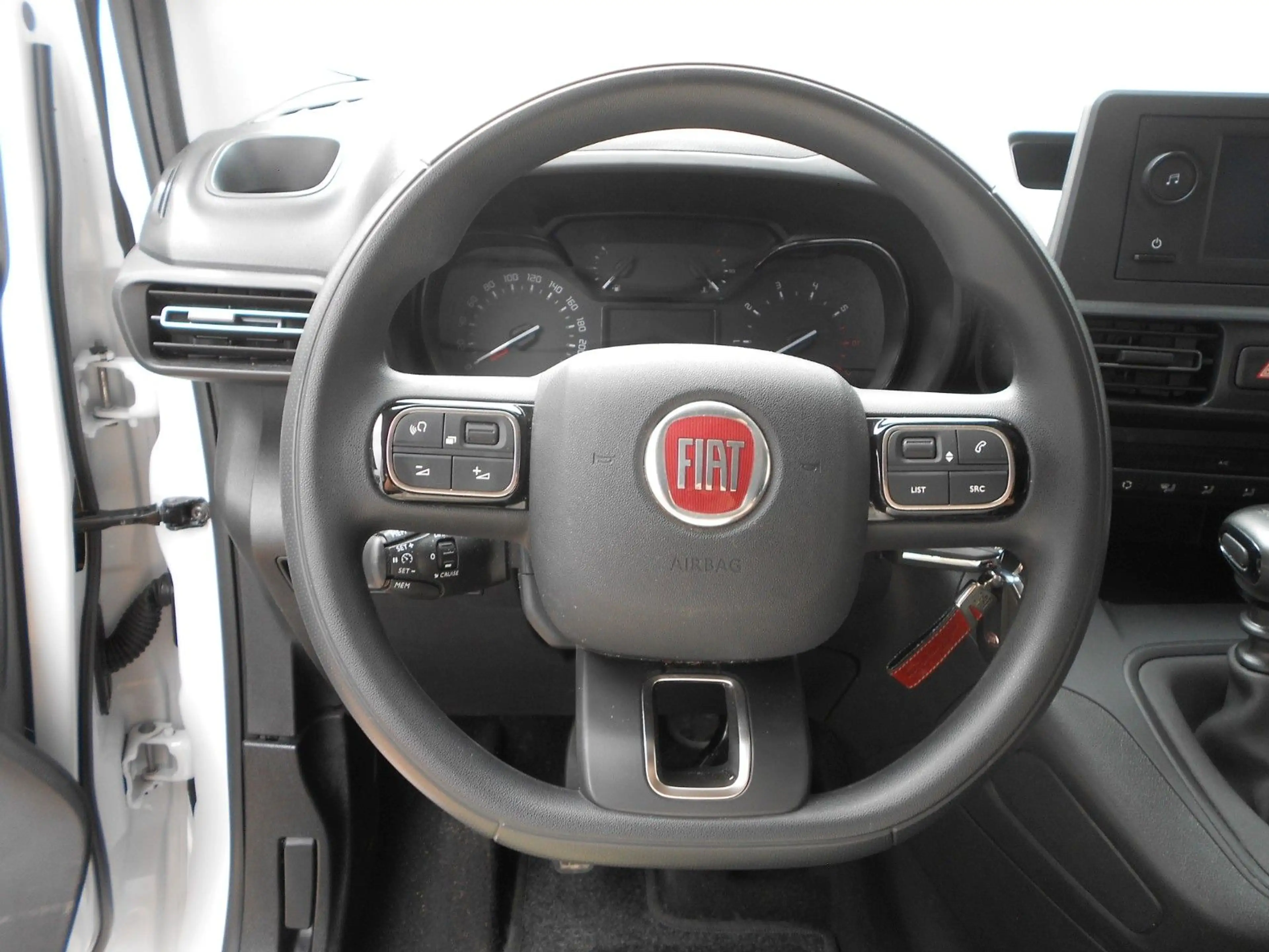 Fiat Doblo Doblò Kombi 1.5 BlueHDi 96 kW Klima — photo 15