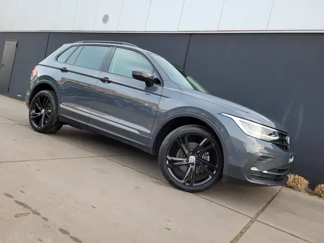 Volkswagen Tiguan view 9