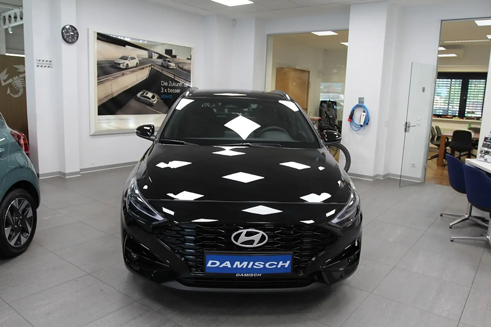 Hyundai i30 Kombi - PD GO Plus 1.5 DPI Weiß - 2