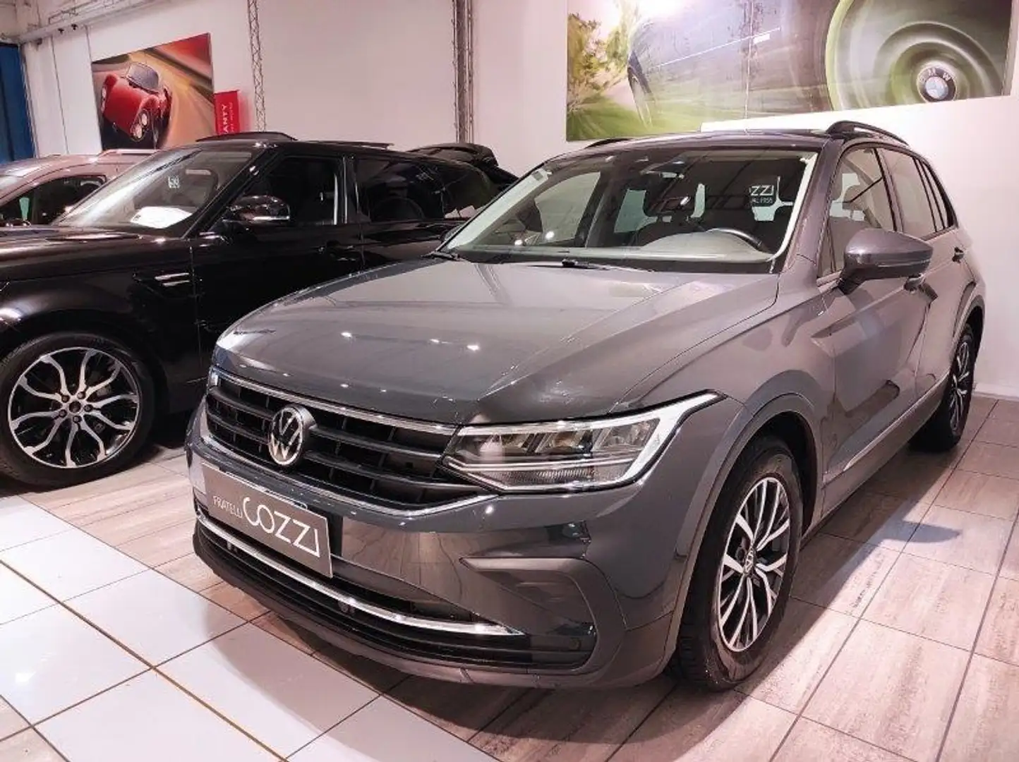 Volkswagen Tiguan 2ª serie - Tiguan 1.5 TSI 150 CV DSG ACT Style Gris - 2