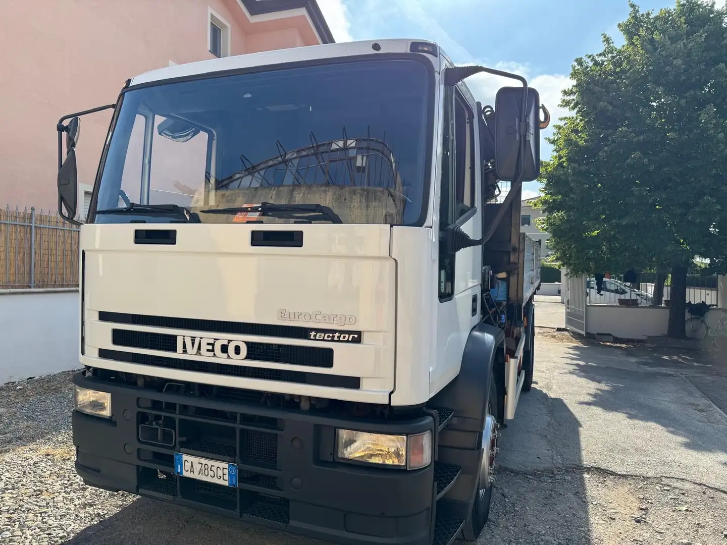Iveco IVECO 180E28N – Ribaltabile trilaterale con gru - 2
