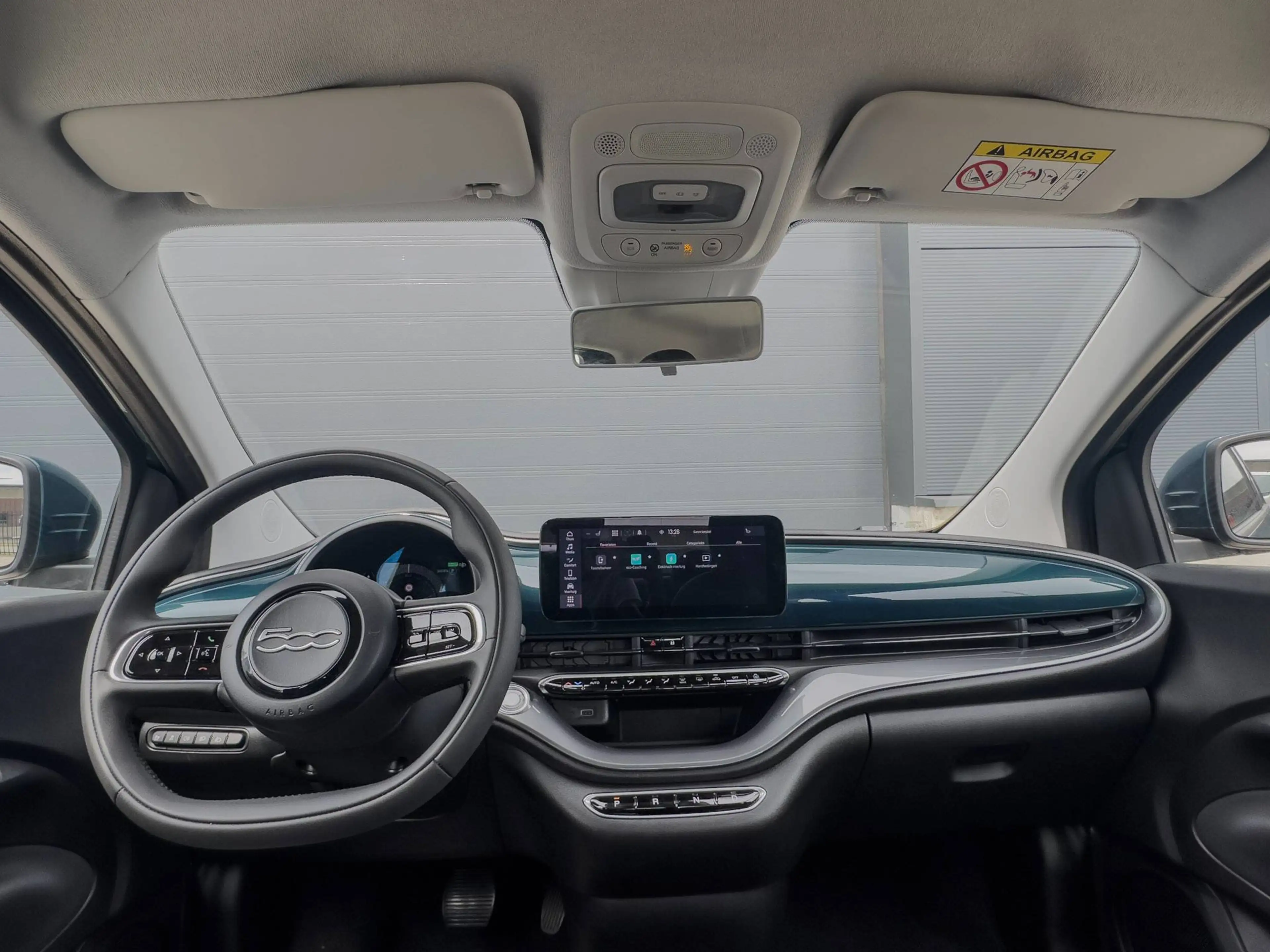 Fiat 500e LONG RANGE 300KM / CARPLAY - ALU - 6.000 KM - LANE CONTROL — photo 11