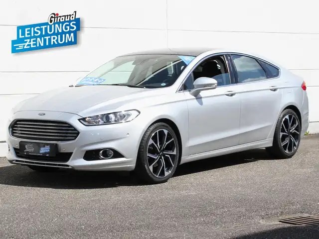 Ford Mondeo 1.5 EB Titanium Panoramadach Autom. 19"