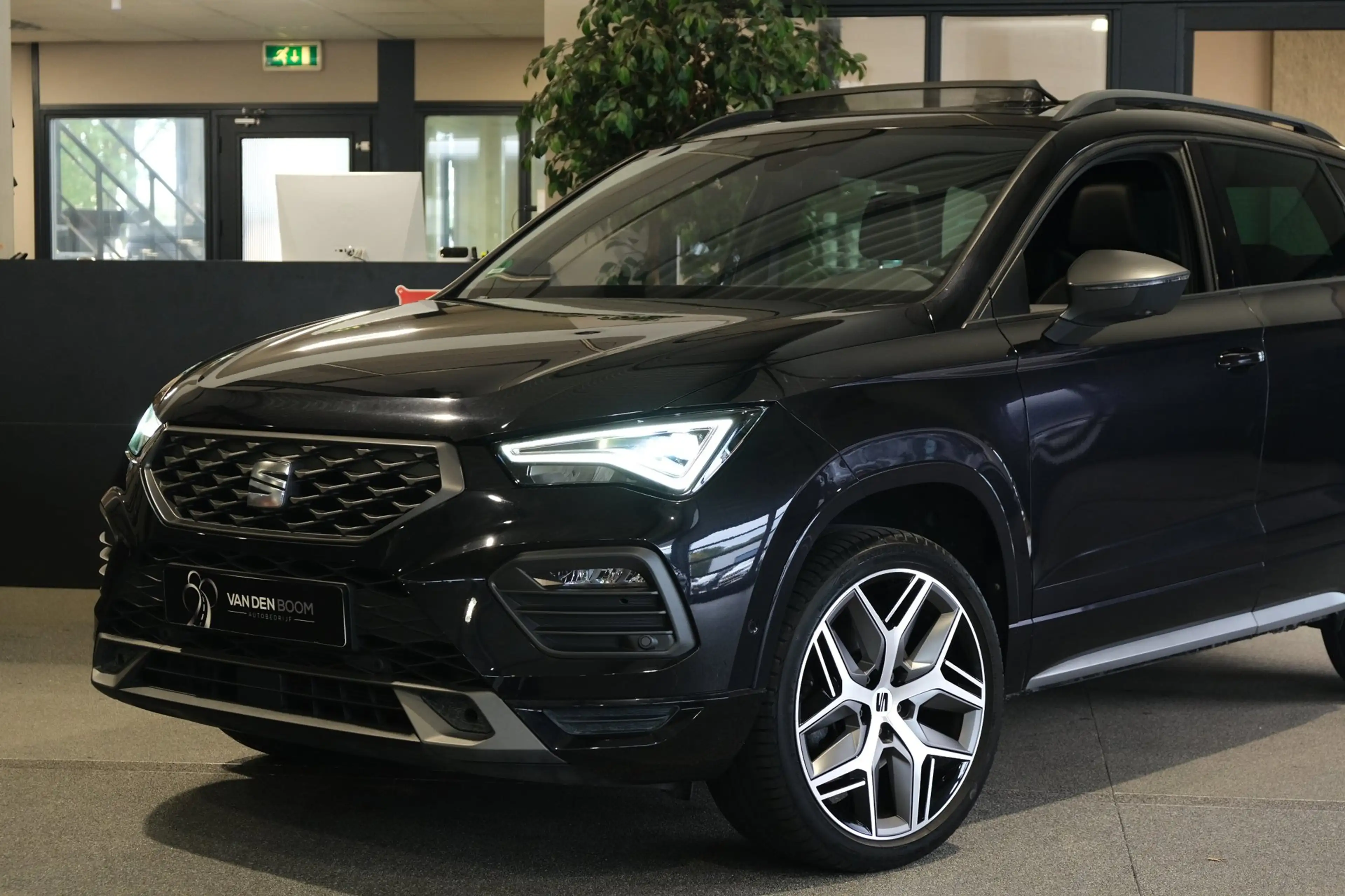SEAT Ateca 1.5 TSI FR 150PK DSG Pano Virtual Led Cam Elek Ach — photo 13