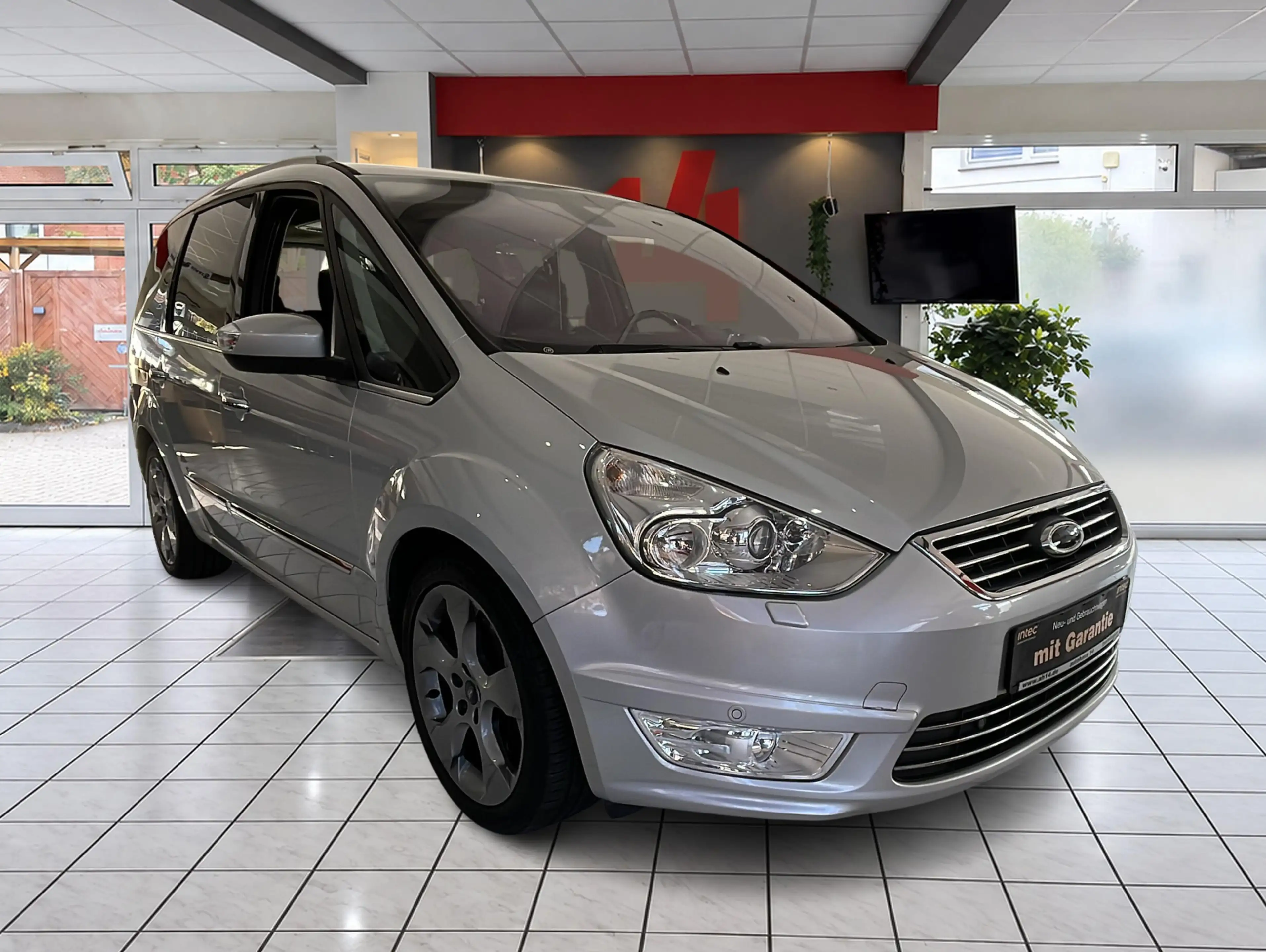 Ford Galaxy 2.0 - Titanium-Automatik-7Sitze-Navi-Kam — photo 3