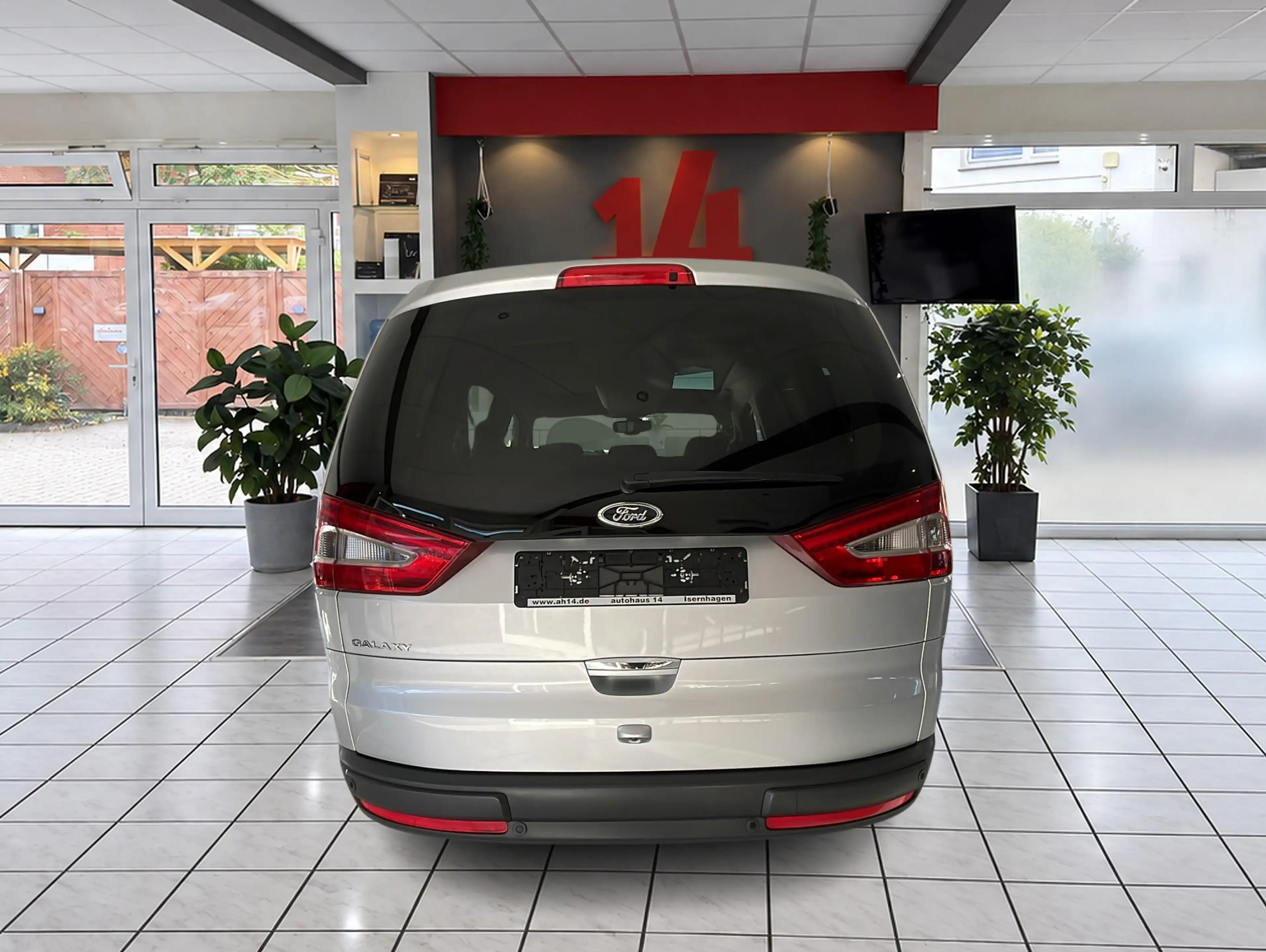 Ford Galaxy 2.0 - Titanium-Automatik-7Sitze-Navi-Kam — photo 6
