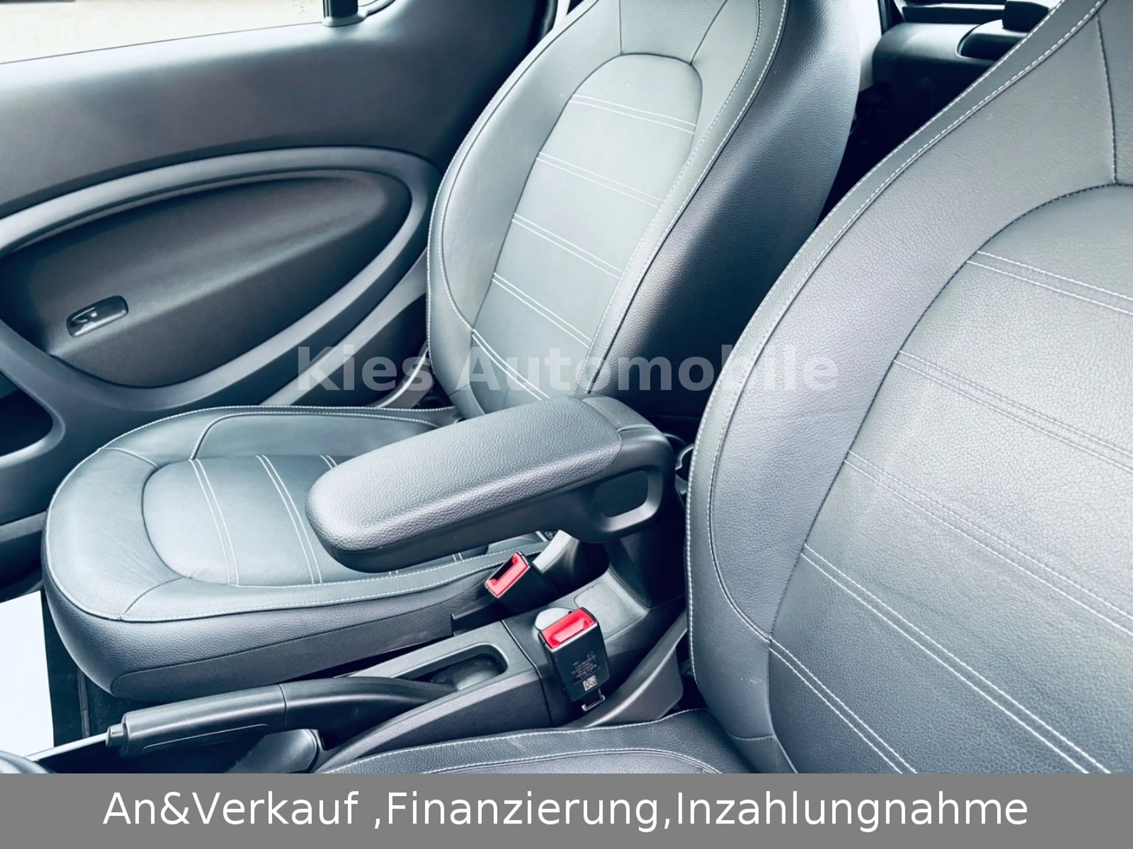 smart forTwo Prime Sport 90Ps AUTOM/LEDER/NAVI/PANORAM — photo 15