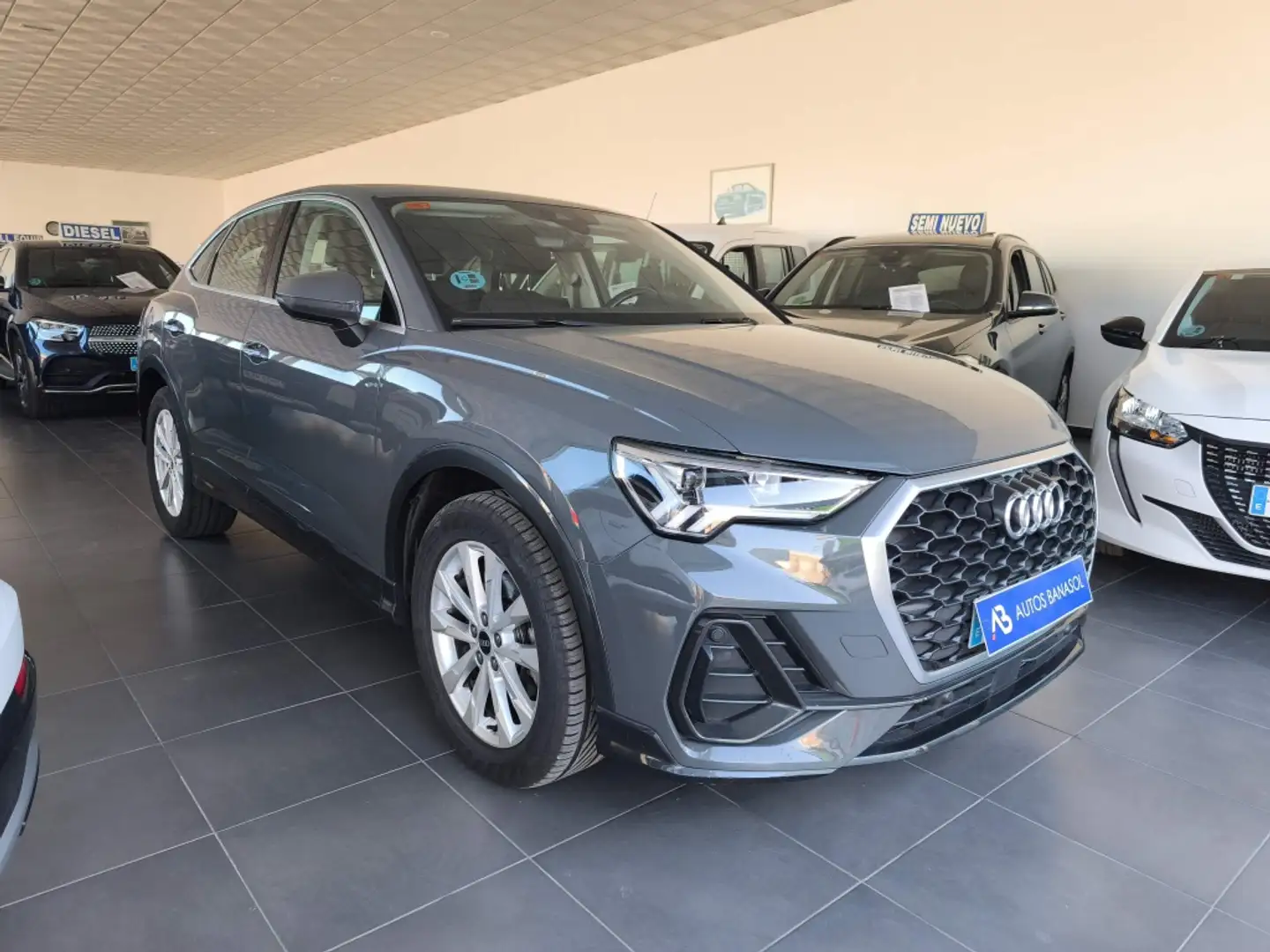 Audi Q3 Sportback 35 TDI Advanced S tronic Gris - 2