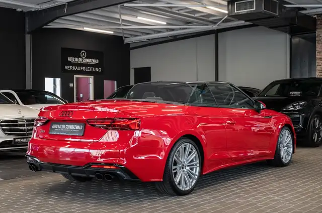 Audi S5 view 7