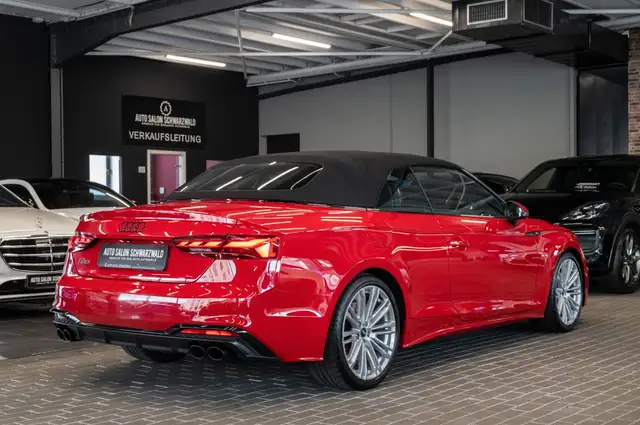 Audi S5 view 8