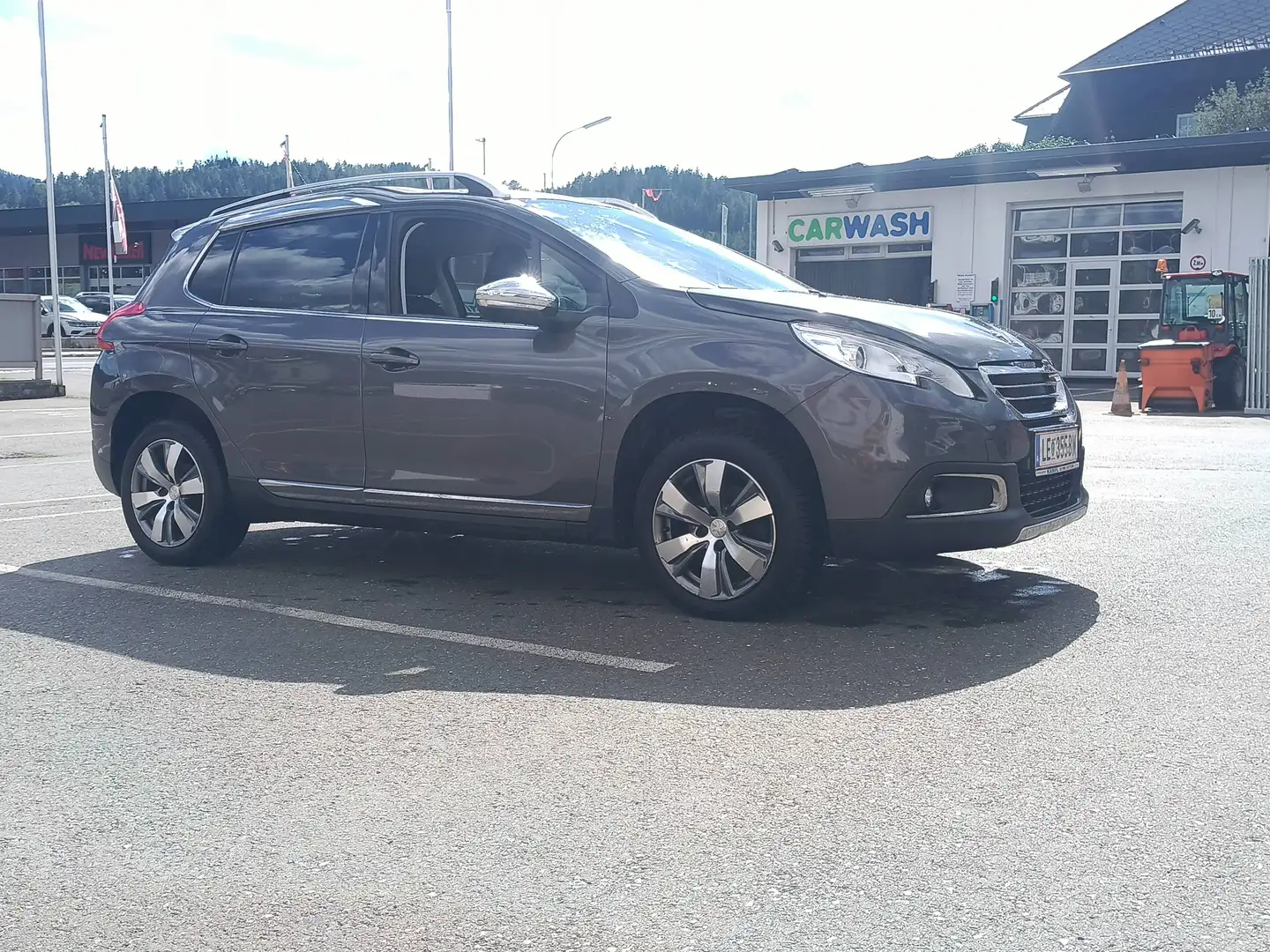 Peugeot 2008 Grau - 1