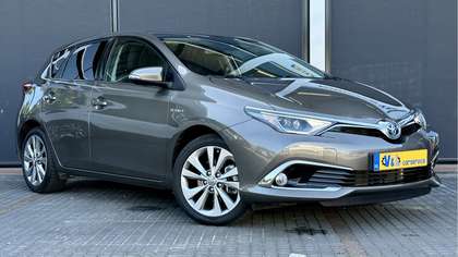 Toyota Auris 1.8 Hybrid Dynamic Ultimate / Pano / Clima / Stoel