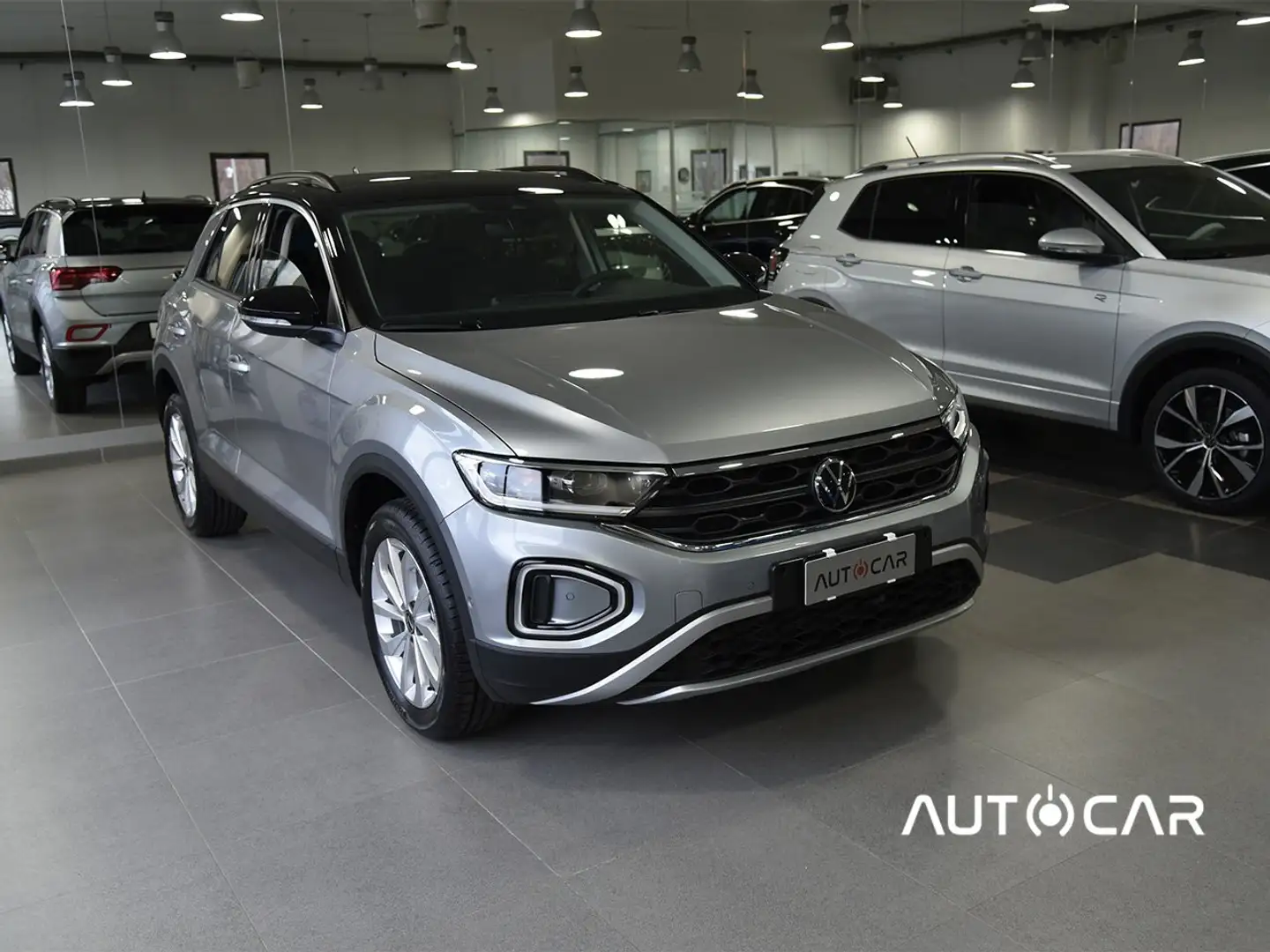 Volkswagen T-Roc T-Roc 1.0 tsi Edition Plus 115cv Plateado - 1