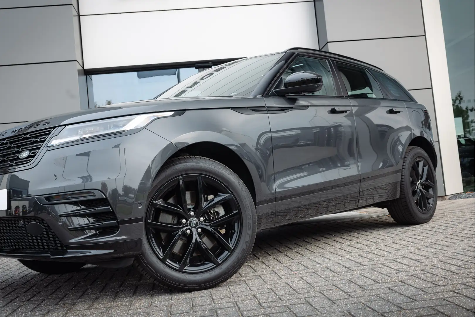 Land Rover Range Rover Velar P400e AWD Dynamic SE PHEV | Pano | Black Pack | Ad Grijs - 2