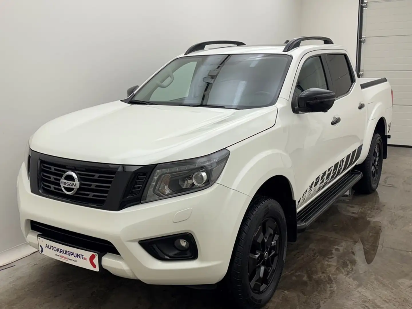 Nissan Navara 2.3 dCi Double Cab N-Guard 4WD GPS Camera Dig.Airc Blanc - 1
