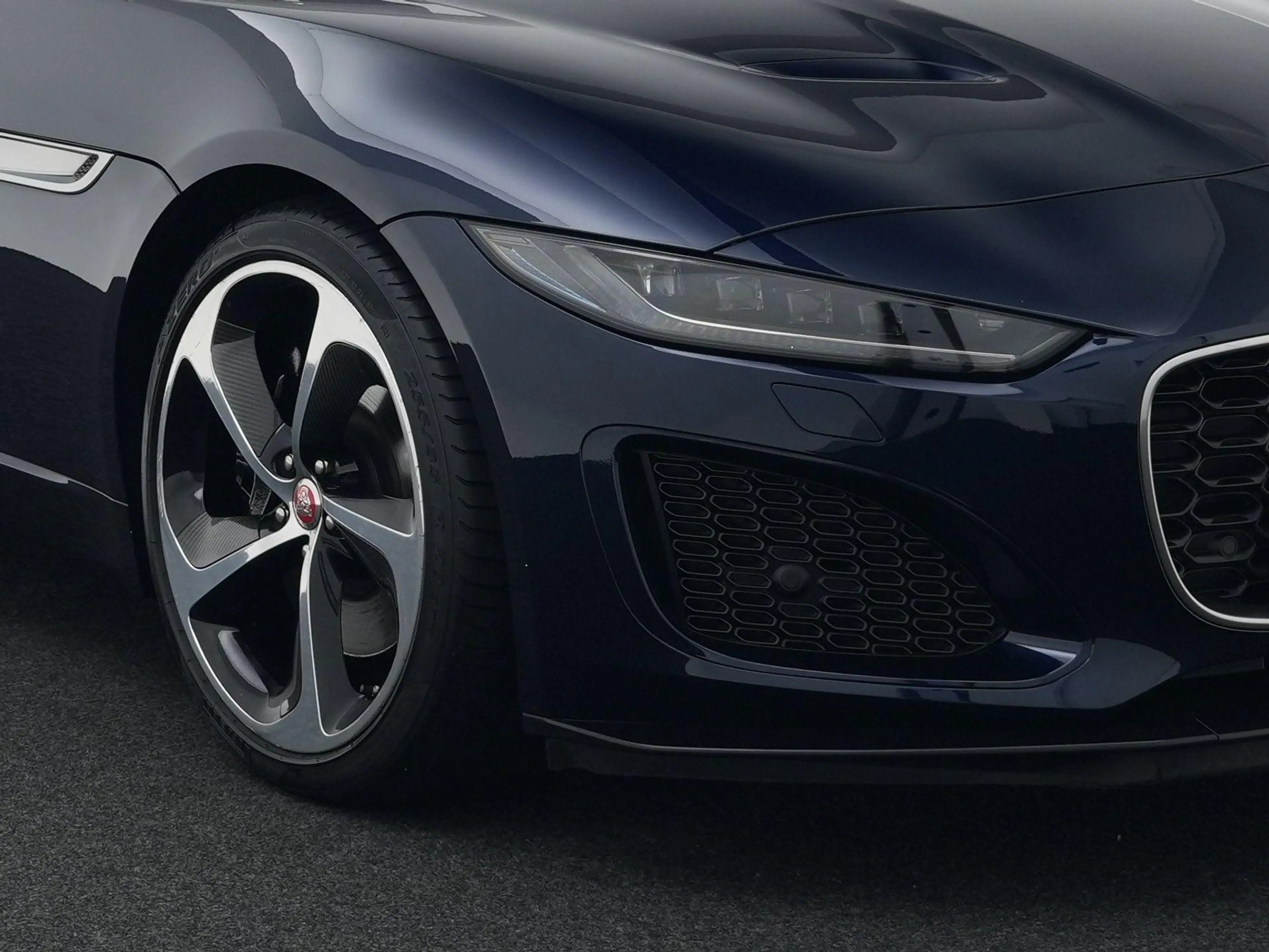 Jaguar F-Type P300 RWD First Edition | Carbon Inlay Velgen| Spor — photo 13
