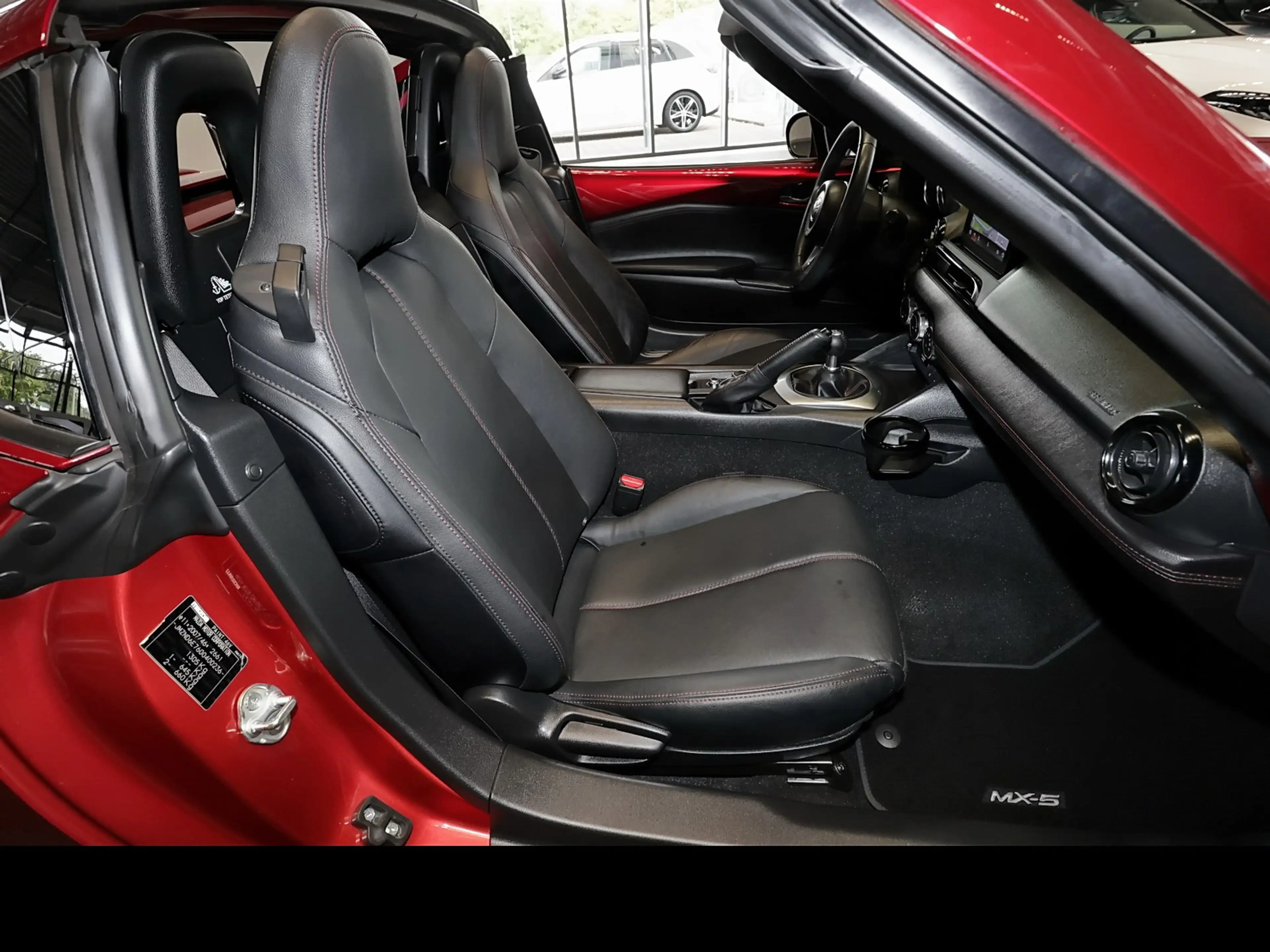 Mazda MX-5 2.0 SKYACTIV-G 184 Exclusive-Line — photo 4