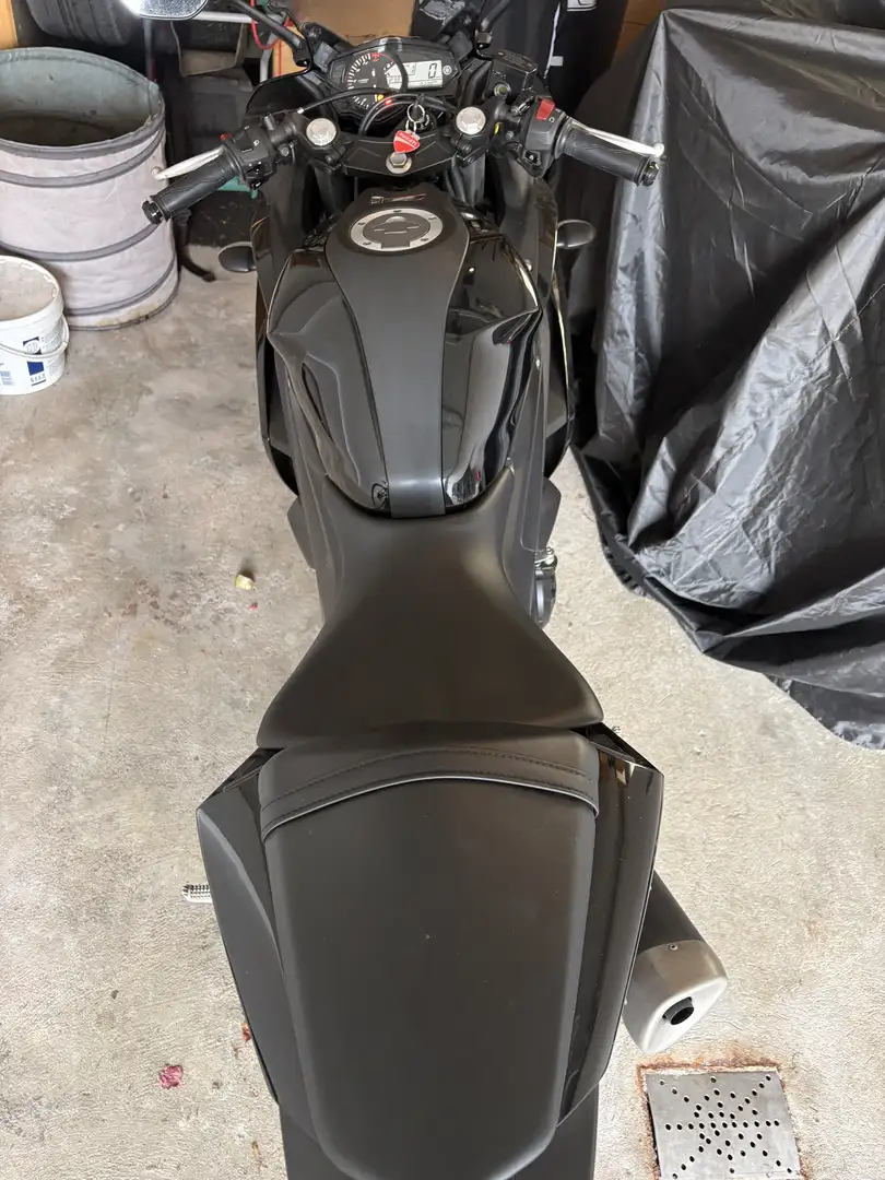 Yamaha YZF-R3 Negro - 2