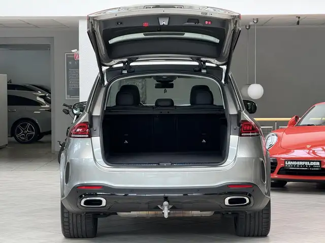 Mercedes-Benz 450 view 4