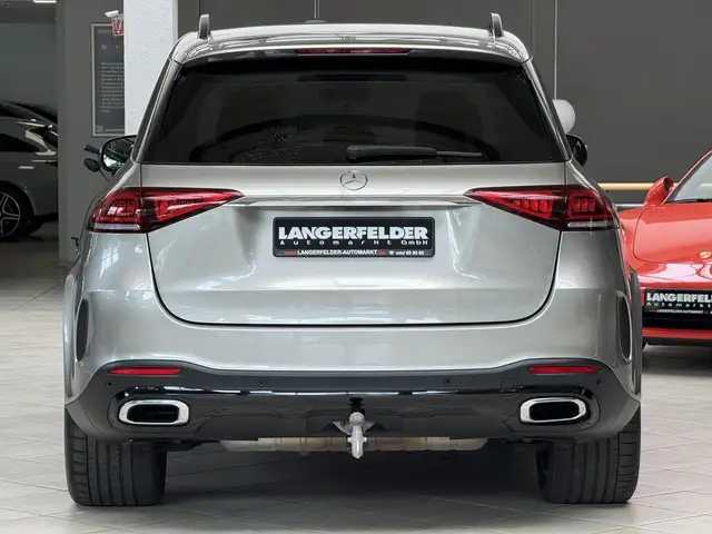 Mercedes-Benz 450 view 5