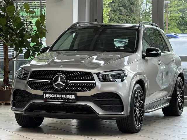 Mercedes-Benz 450 view 8