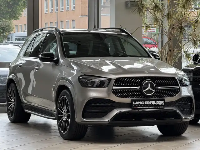 Mercedes-Benz 450 main image