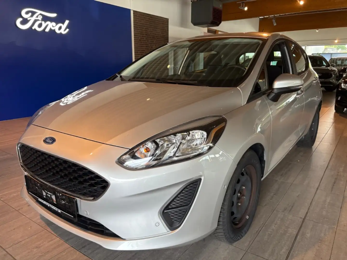 Ford Fiesta COOL & COONECT NAVI /PDC / GJR / WINTER-PAKET Argent - 2