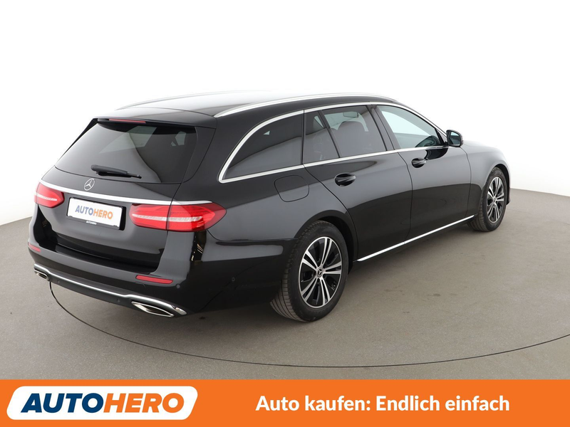 Mercedes-Benz E 200 E 200 Mild-Hybrid T Avantgarde Aut. *NAVI*LED*ACC* — photo 6