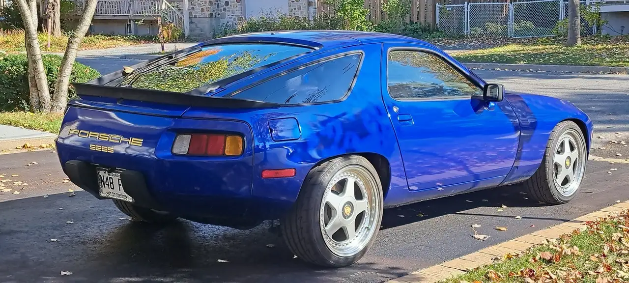 Porsche 928 снимка Porsche 928