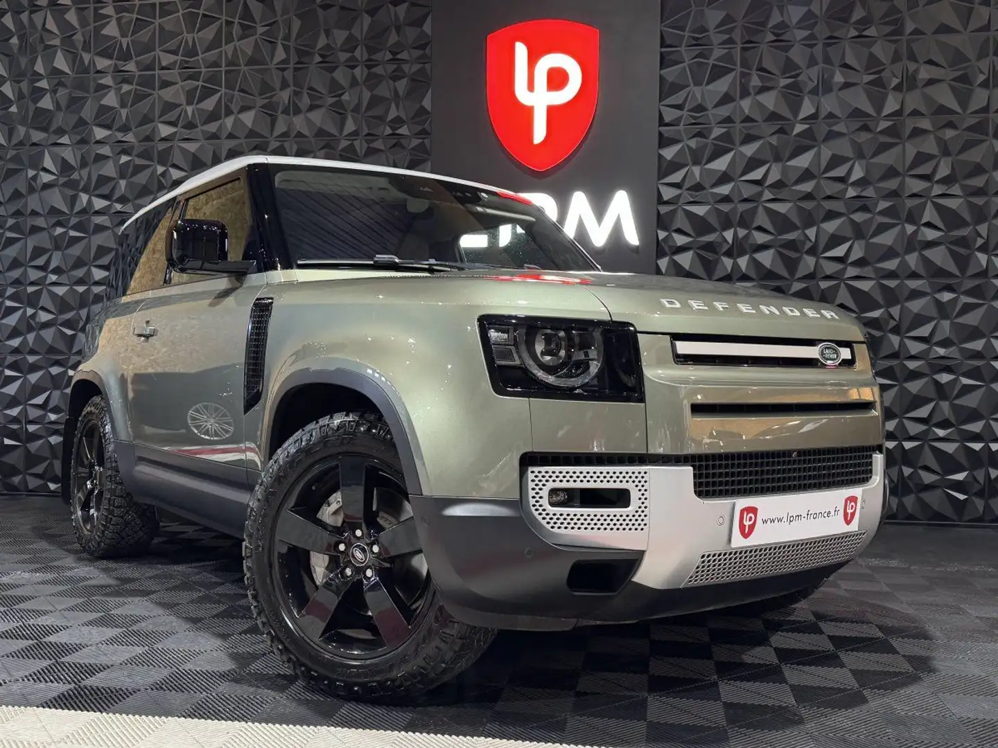 Land Rover Defender III 90 3.0 P400 HSE Vert - 2