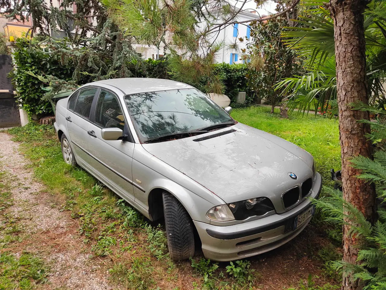 BMW 320 Serie 3 E46 Berlina 320d, foto 1