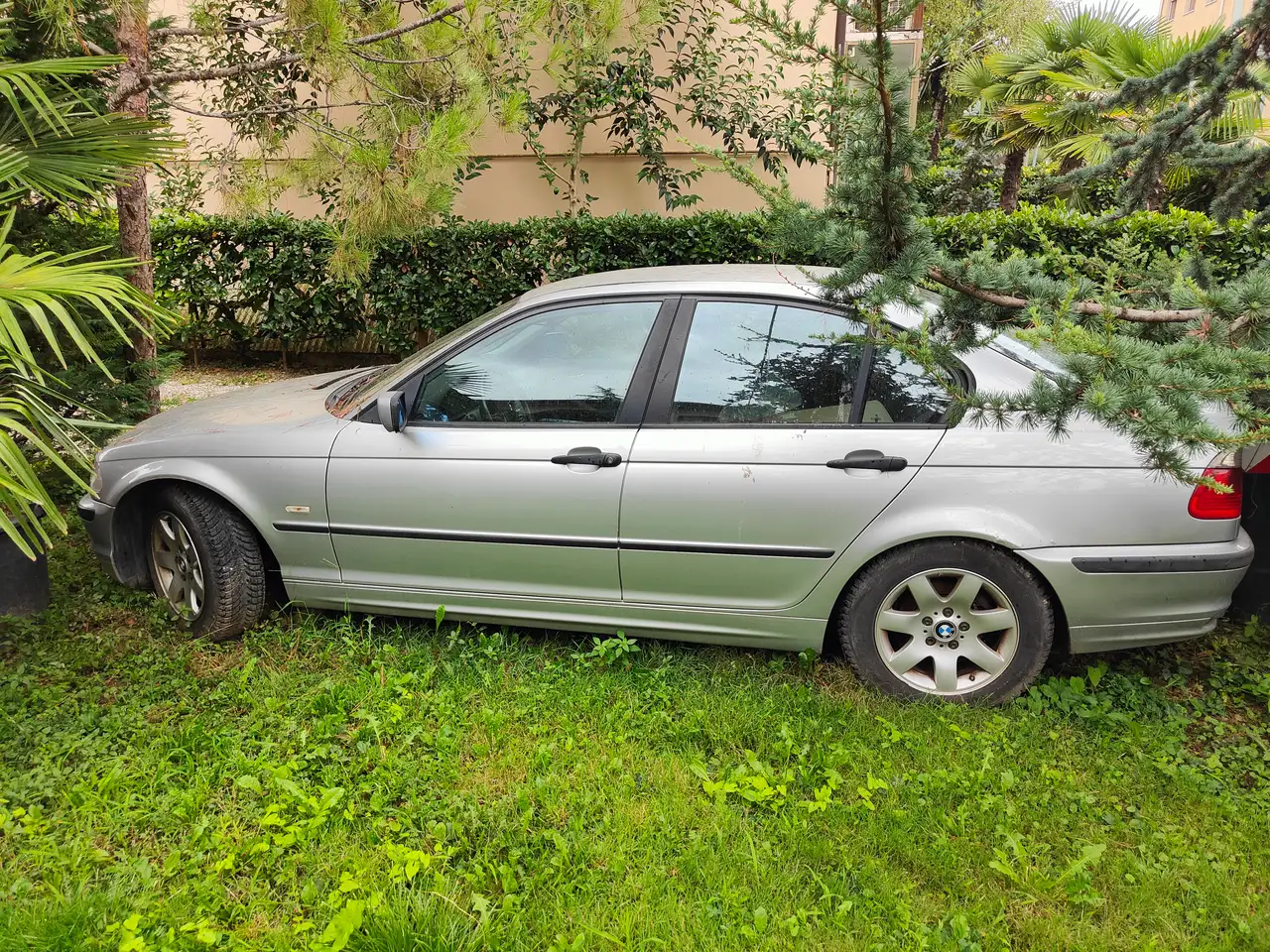 BMW 320 Serie 3 E46 Berlina 320d, foto 3