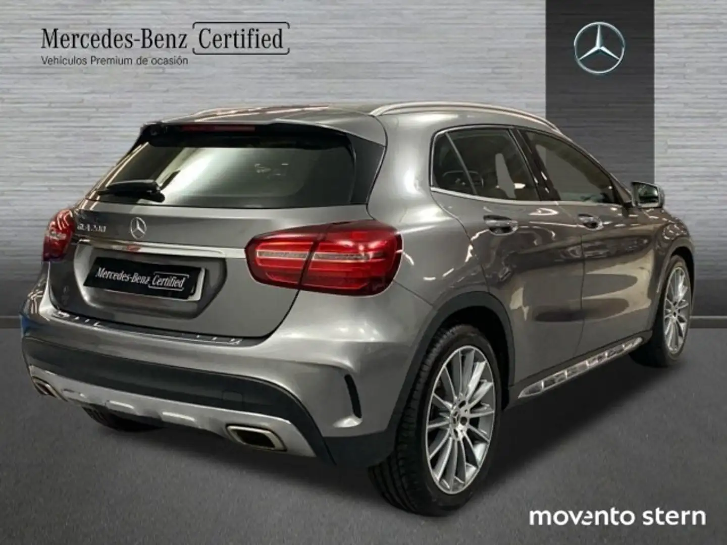 Mercedes-Benz GLA 200 7G-DCT Gris - 2