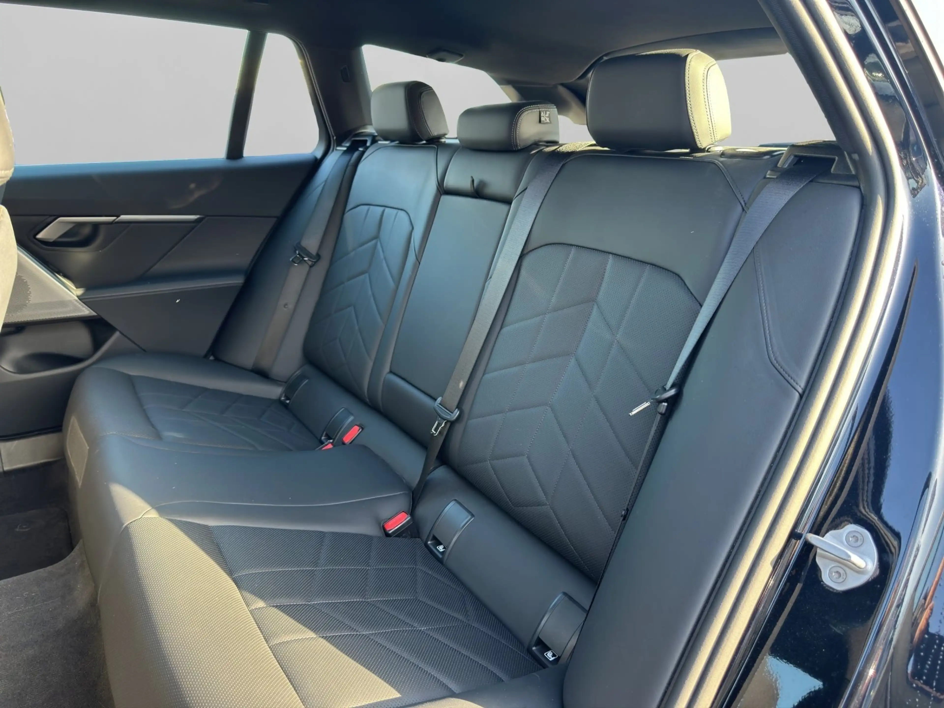 BMW 540 d xDrive Touring M Sport Head-Up  RFK 360° LED AHK — photo 8